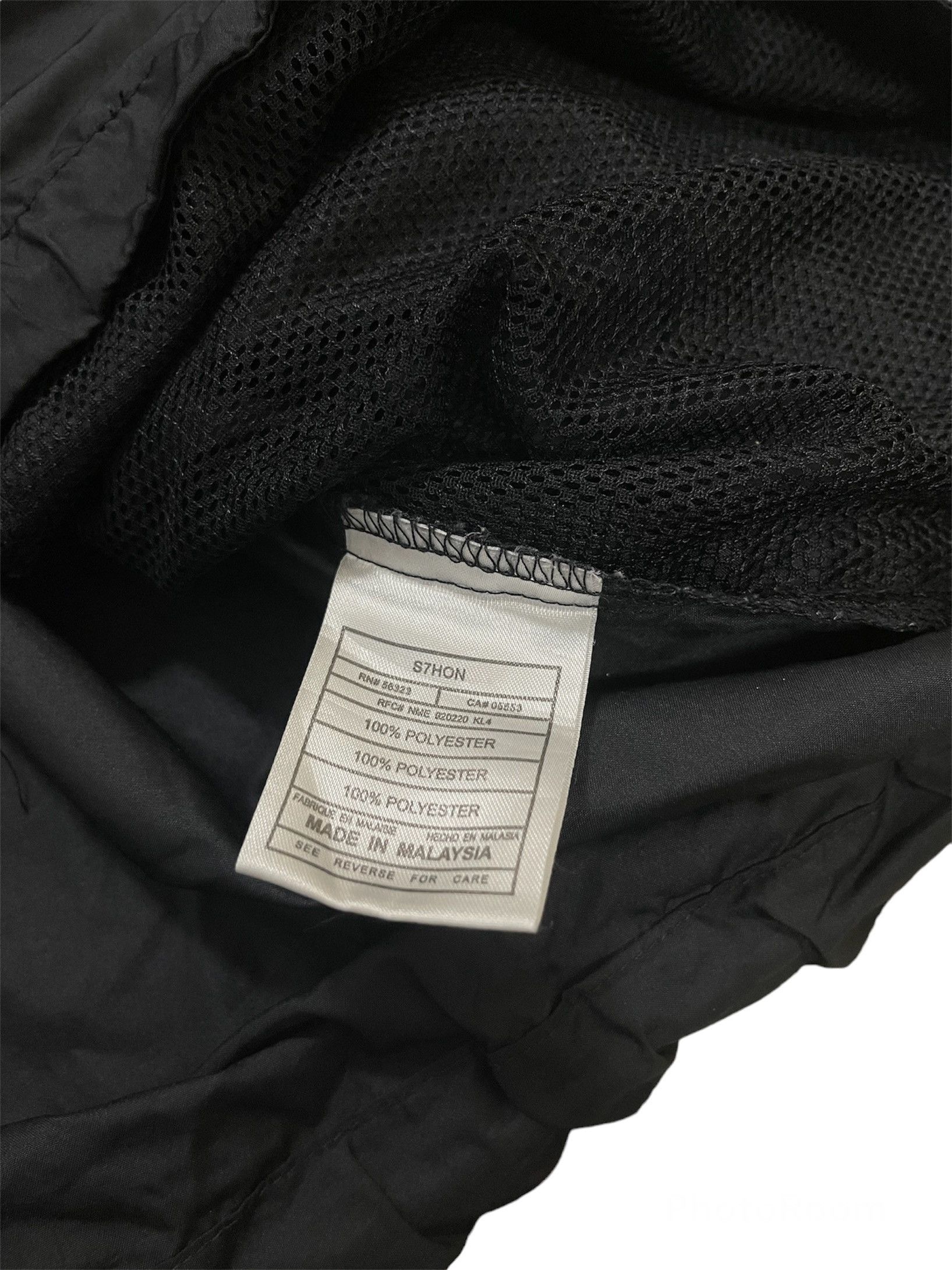 Nike Vtg Nike ACG Mini Logo Half Zip Hoodie Windbreaker Jacket Size US L / EU 52-54 / 3 - 10 Thumbnail