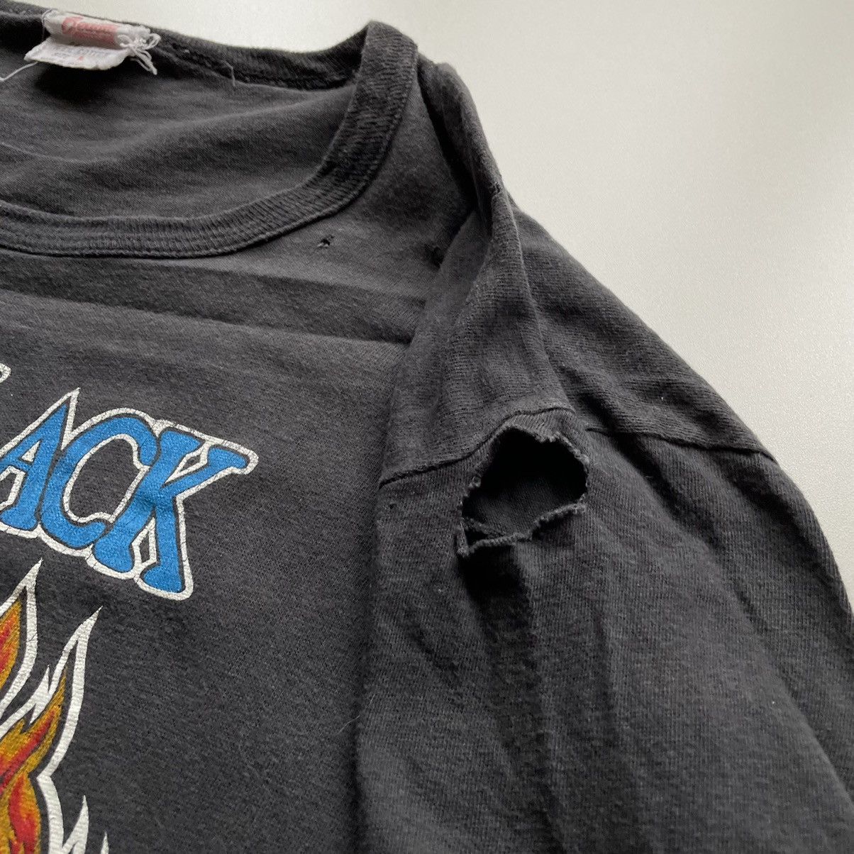 AC/DC Vintage 70s 80s AC/DC Back In Black Graphic Band T Shirt Size US M / EU 48-50 / 2 - 3 Thumbnail