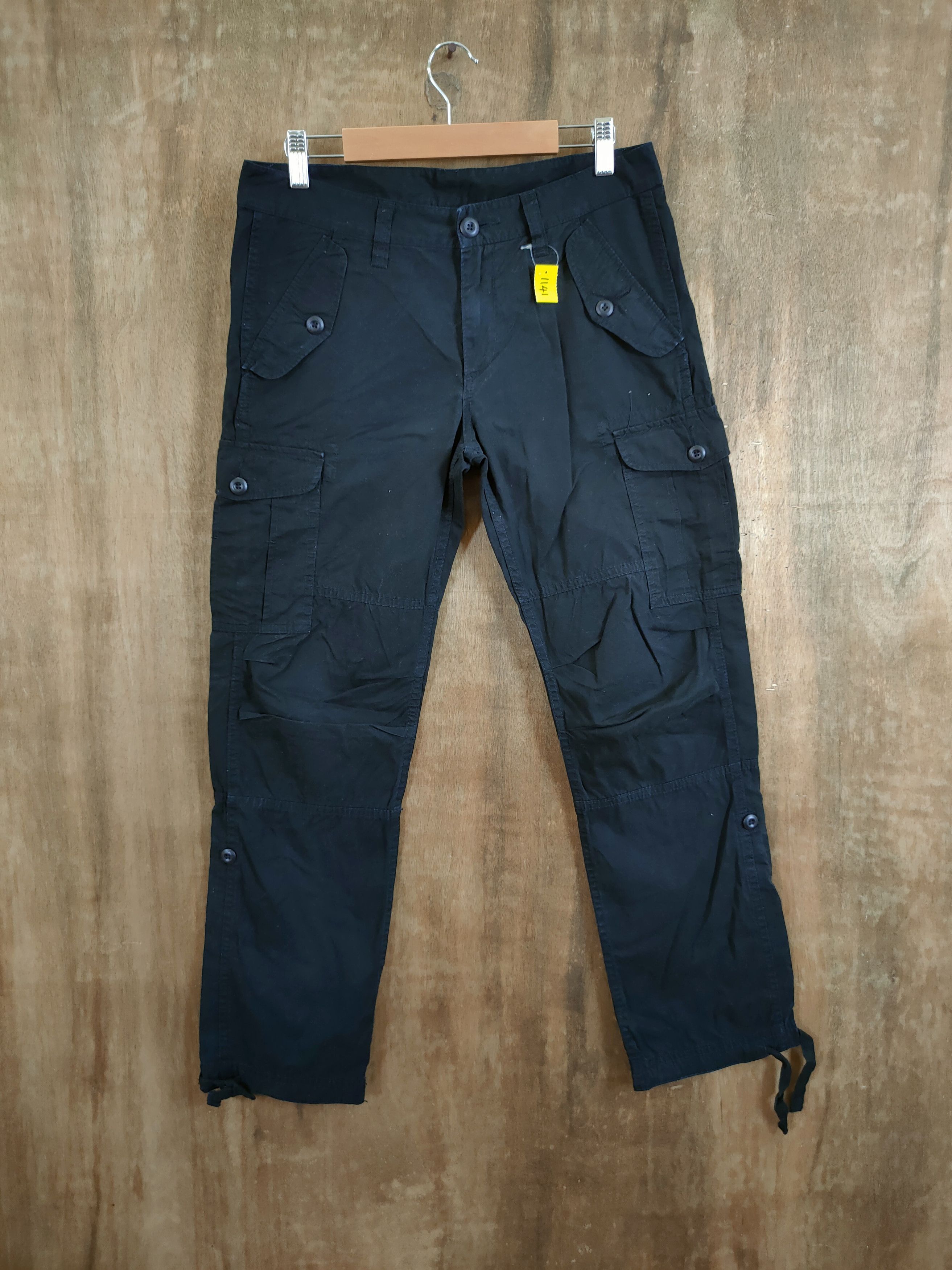 Japanese Brand DLL Uniqlo Black japan utility Multipocket Cargo pants #1141 Size US 28 / EU 44 - 1 Thumbnail