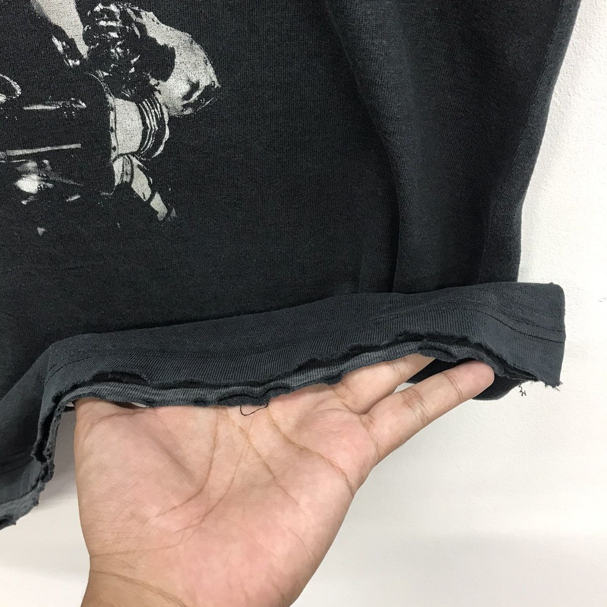 Band Tees Rare!! Disstress Band Tour Tee ANGRA X BLIND GUARDIAN Tee Size US XL / EU 56 / 4 - 14 Thumbnail