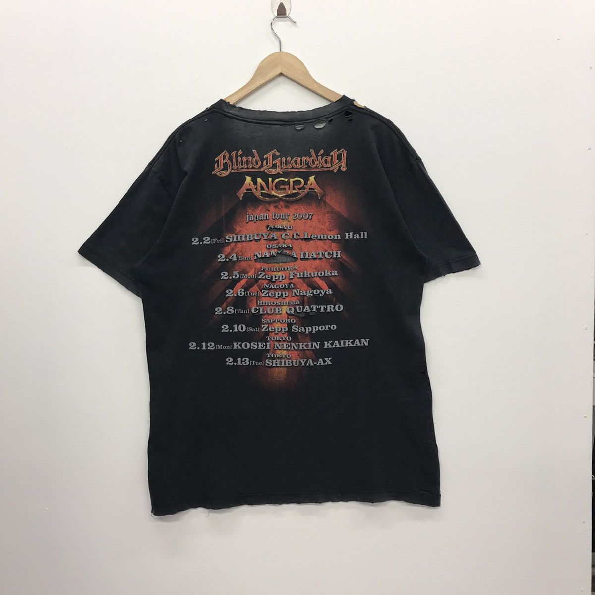 Band Tees Rare!! Disstress Band Tour Tee ANGRA X BLIND GUARDIAN Tee Size US XL / EU 56 / 4 - 8 Thumbnail