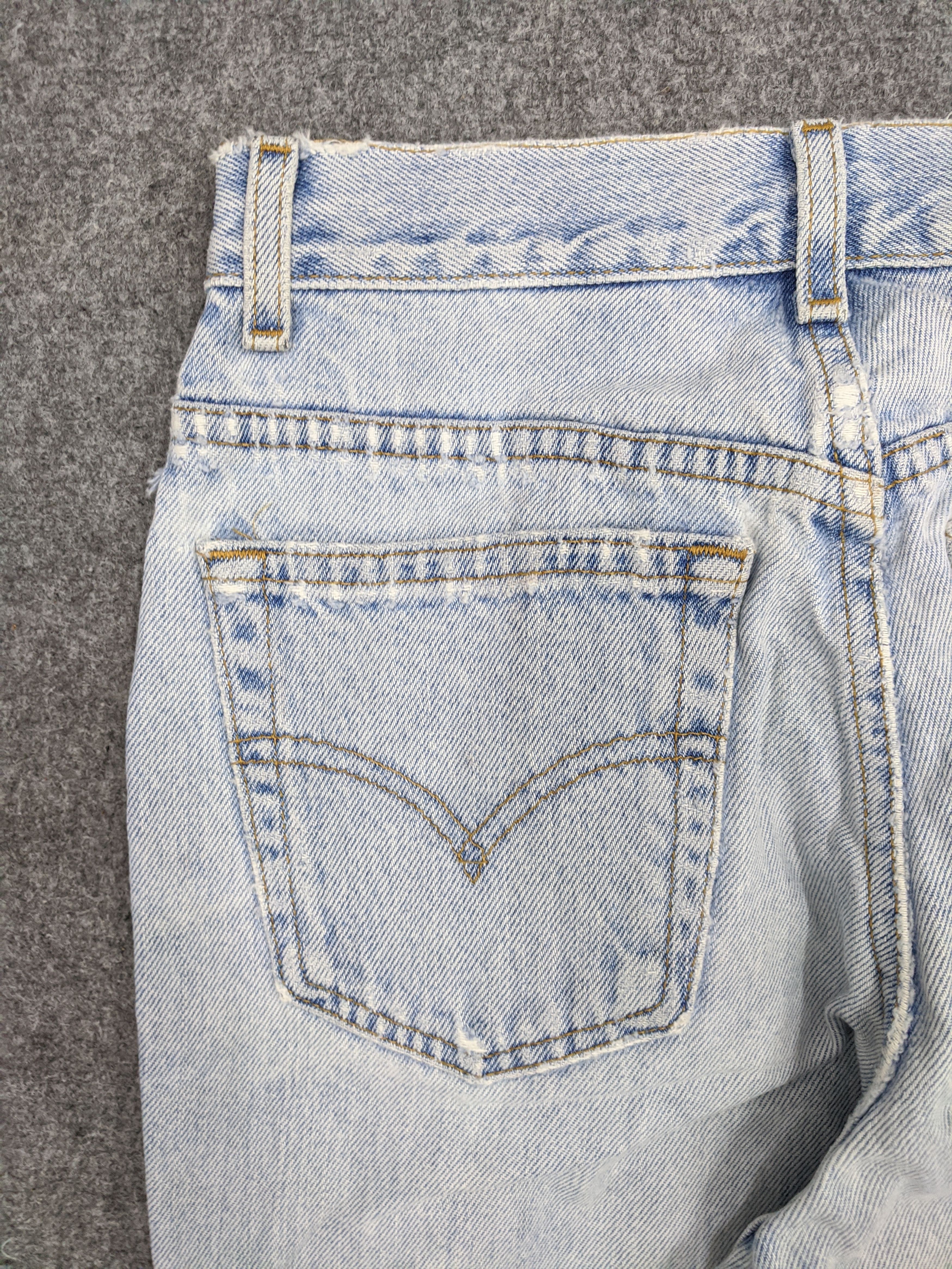 Levi's Vintage 90s Levis 512 Lightwash Jeans DP0840 Size US 27 - 12 Thumbnail