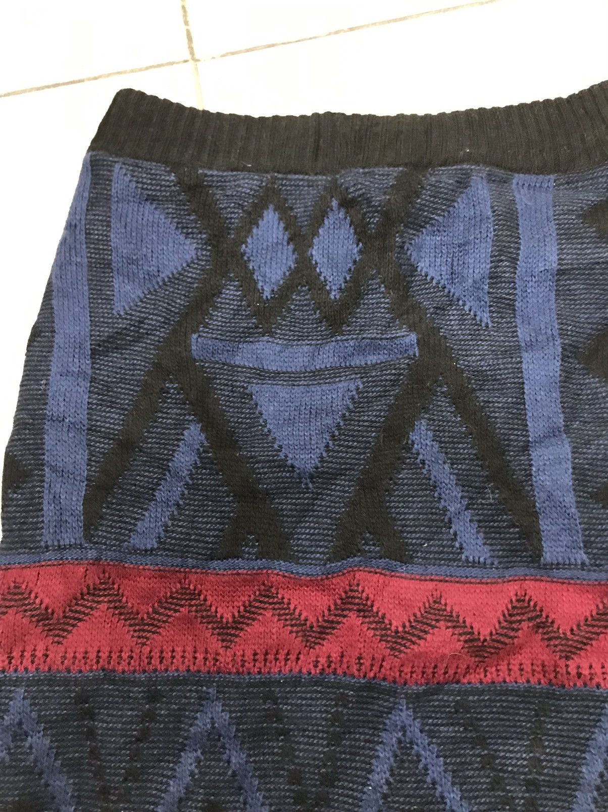 Native AIC Rare Native Design Knit Skirt Size 26" / US 2 / IT 38 - 8 Thumbnail