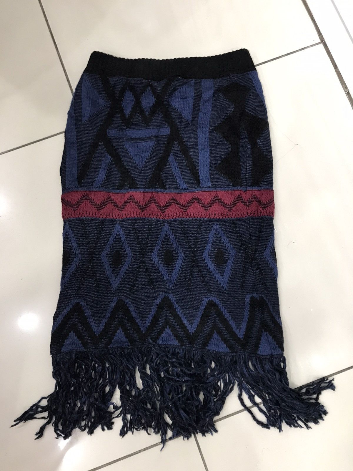 Native AIC Rare Native Design Knit Skirt Size 26" / US 2 / IT 38 - 2 Thumbnail