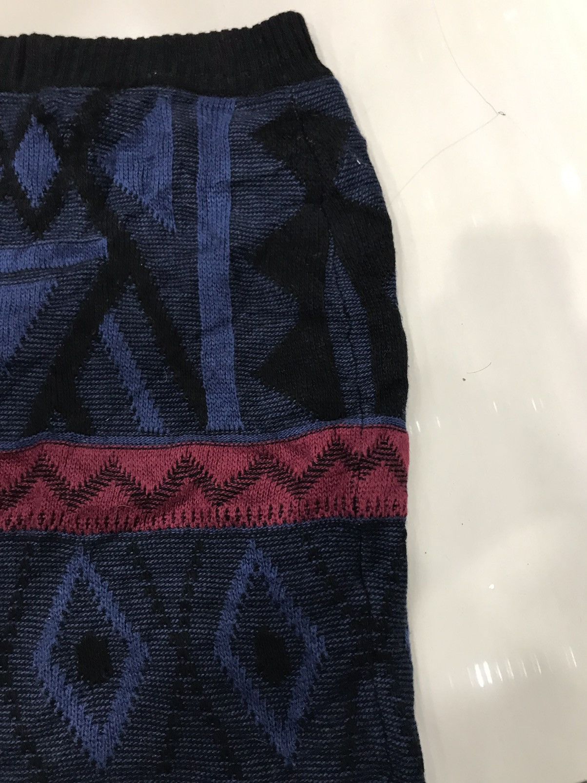 Native AIC Rare Native Design Knit Skirt Size 26" / US 2 / IT 38 - 9 Thumbnail