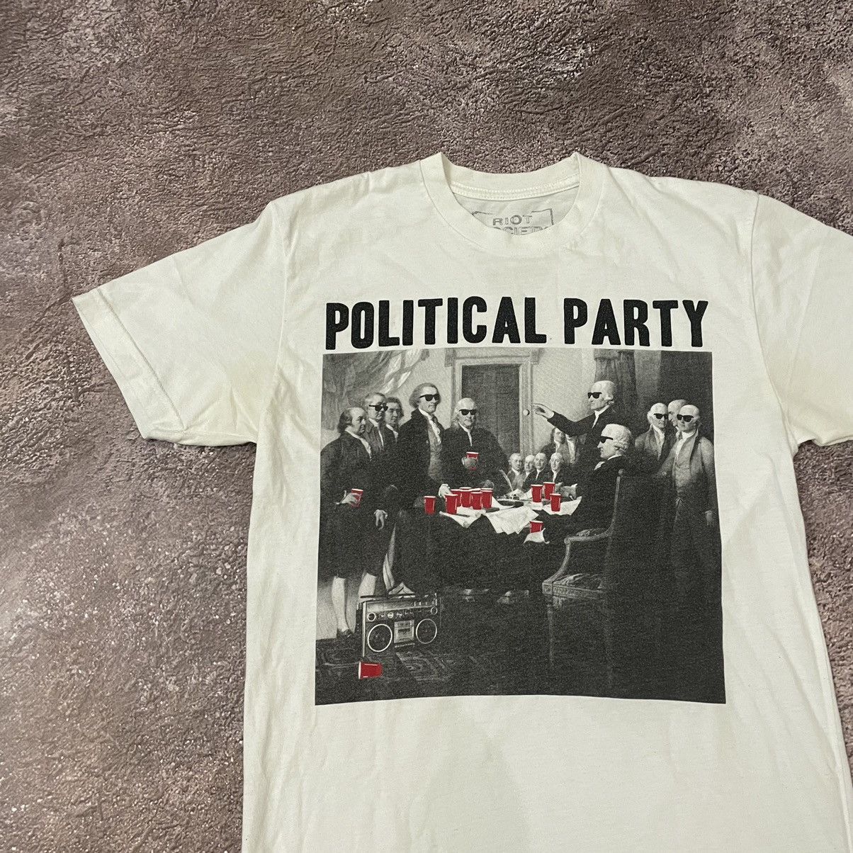 Vintage Vintage Y2K ADULT Tee Political Party Buymypiece M Size US M / EU 48-50 / 2 - 4 Thumbnail