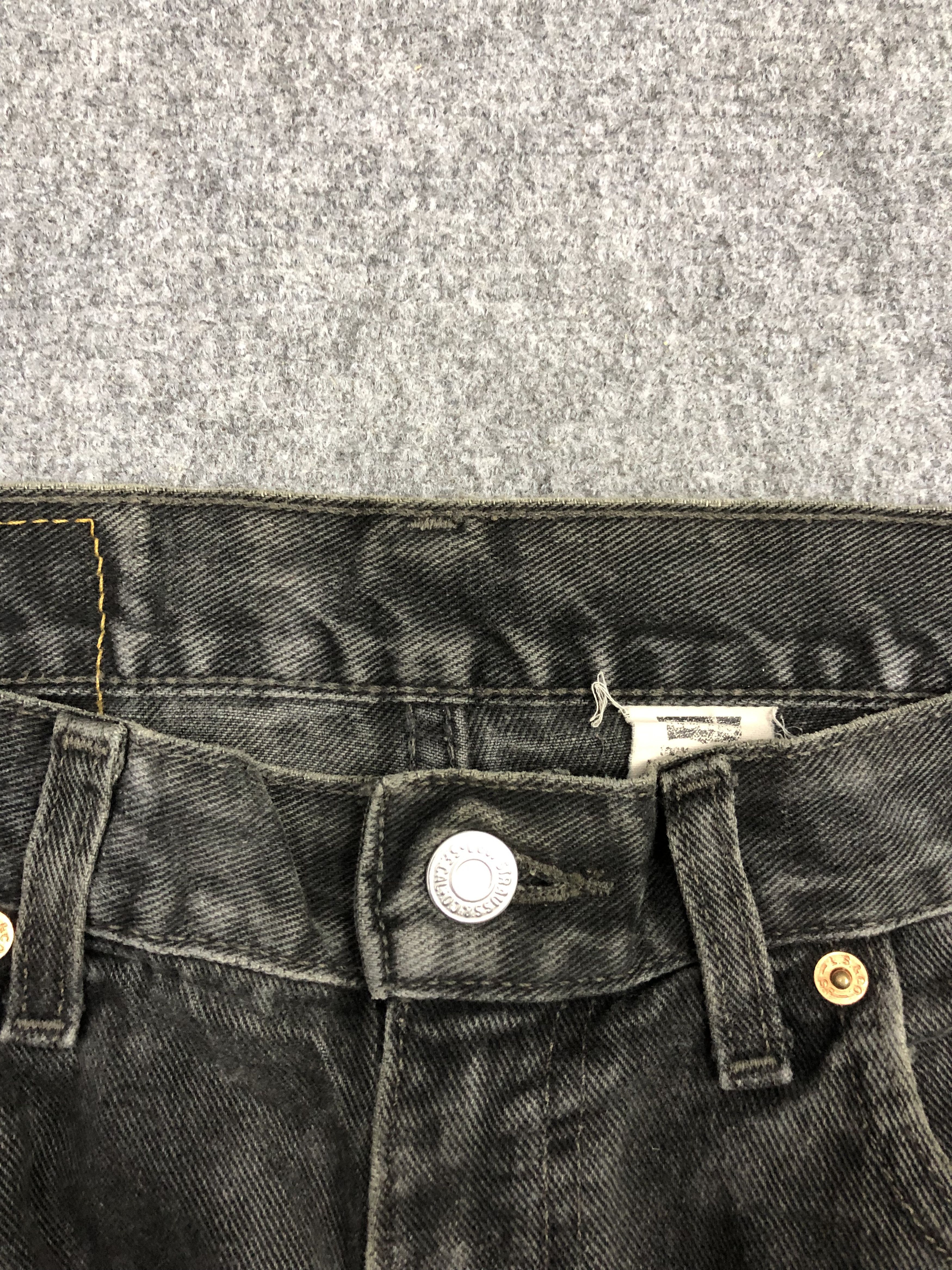 Levi's Vintage 90s Levis 505 Acid Wash Snow Wash Black Denim DP1232 Size US 34 / EU 50 - 7 Thumbnail