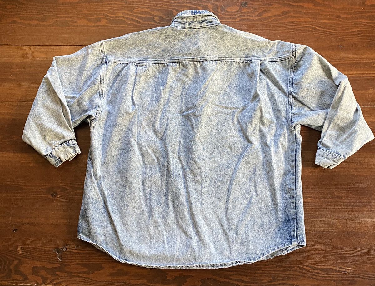 Vintage Vintage 80’s Acid Wash Women’s Long Sleeve Denim Button Up Size L / US 10 / IT 46 - 11 Thumbnail