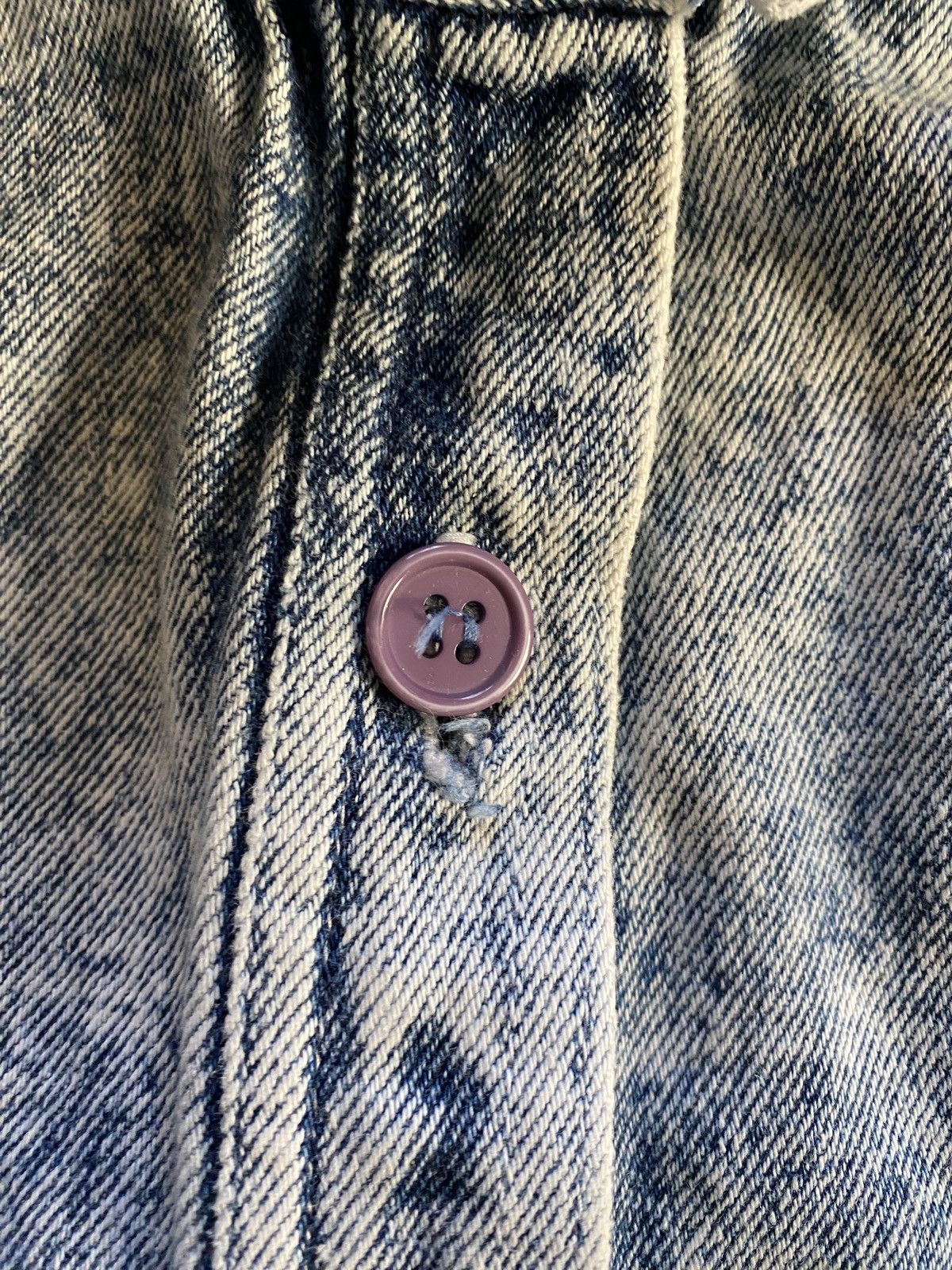 Vintage Vintage 80’s Acid Wash Women’s Long Sleeve Denim Button Up Size L / US 10 / IT 46 - 8 Thumbnail