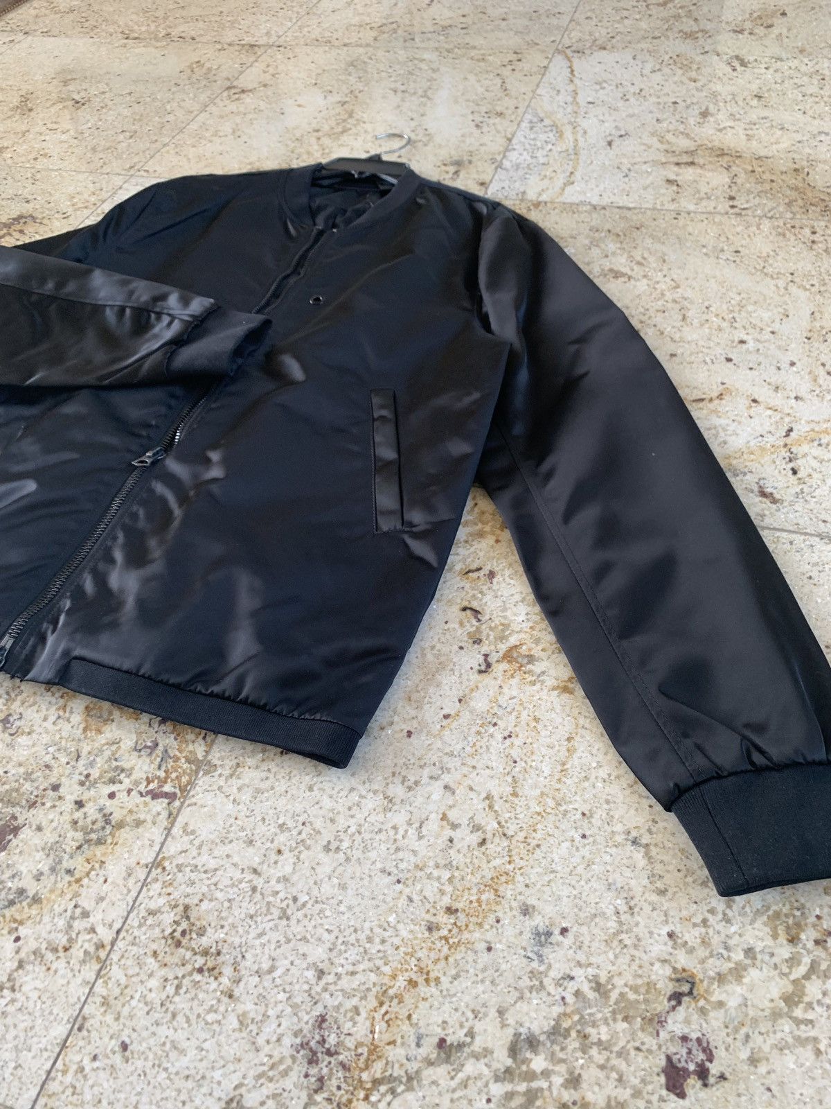 Selo Light Padded Bomber Jacket in Black