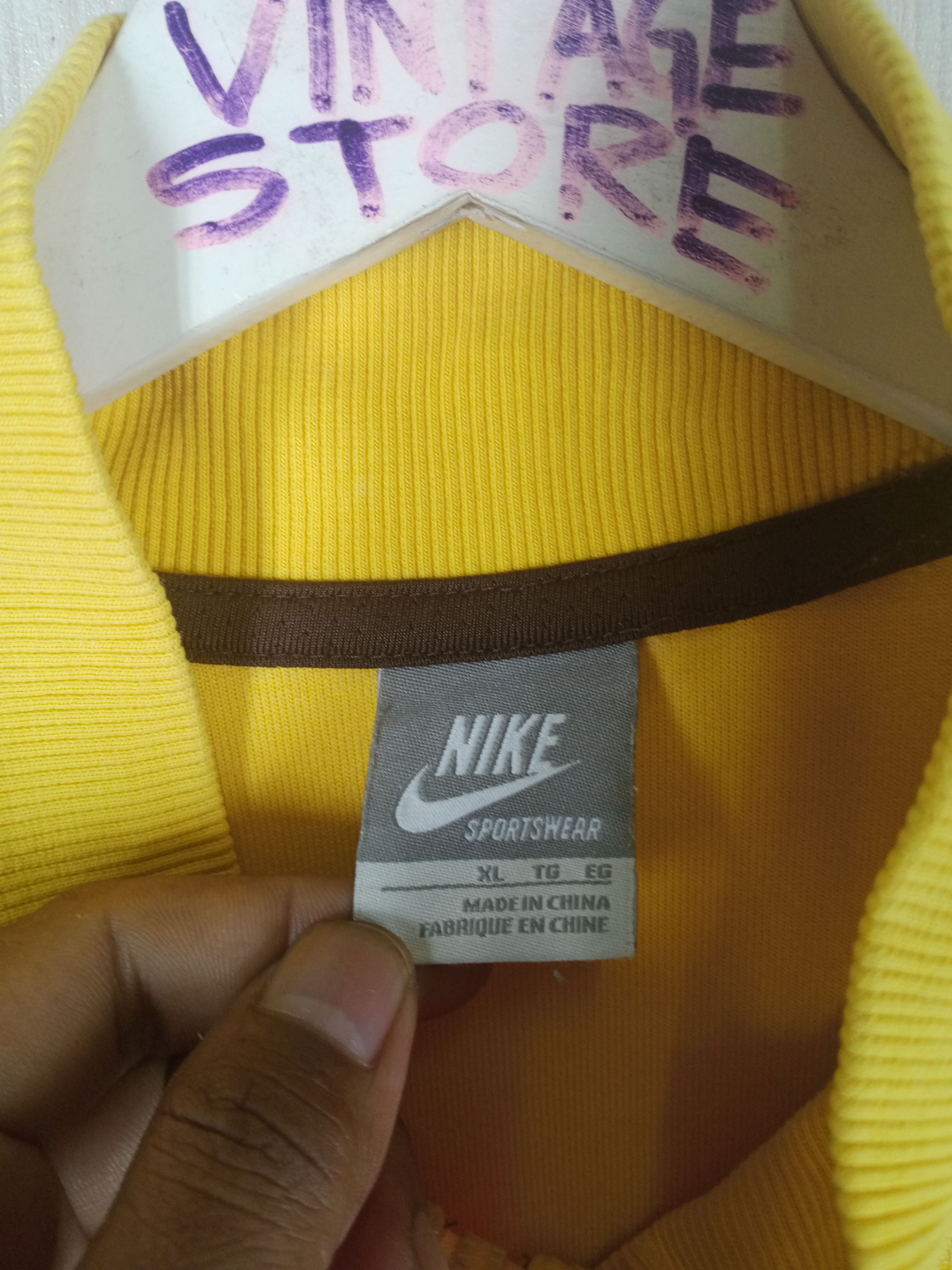 Nike Vintage Nike Tech Fleece Tricolour Zipper Size US L / EU 52-54 / 3 - 3 Thumbnail