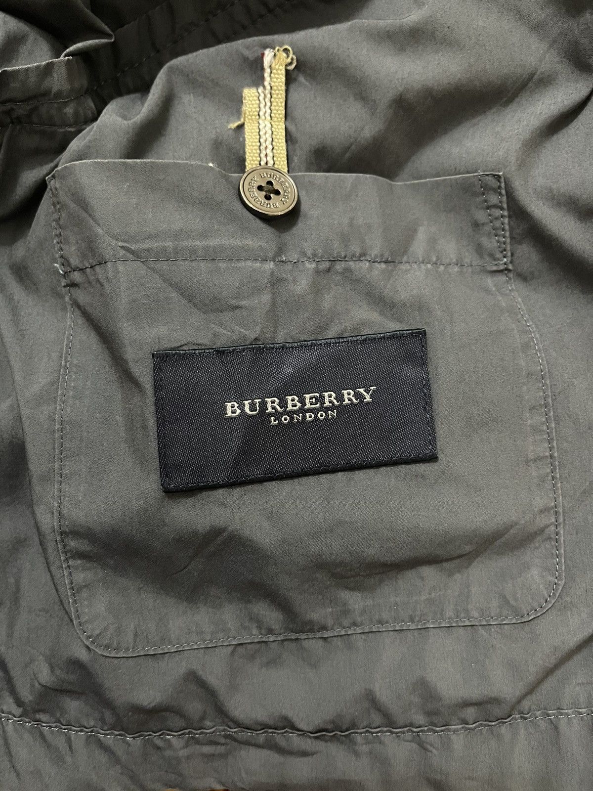 Burberry Burberry London Jacket Size US M / EU 48-50 / 2 - 5 Thumbnail