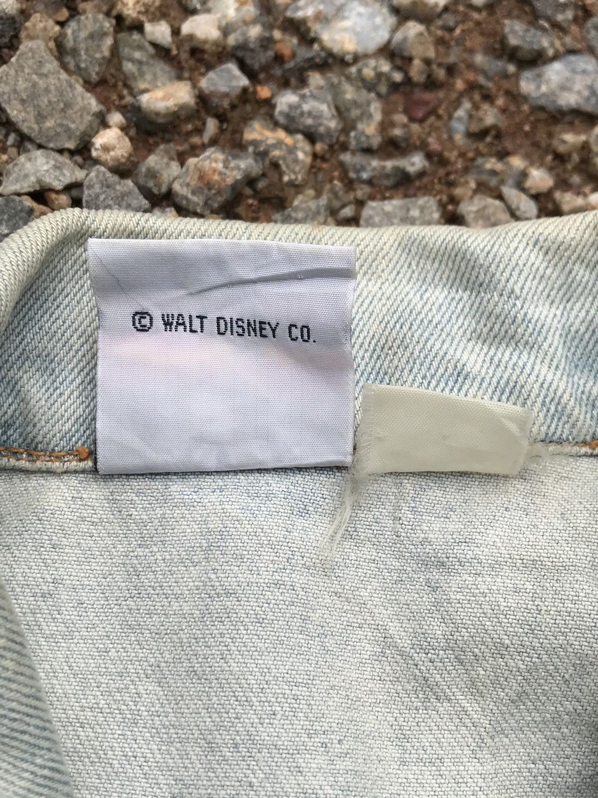 Disney vintage rare OG 90s mickey mouse patchwork denim jacket Size US L / EU 52-54 / 3 - 8 Thumbnail