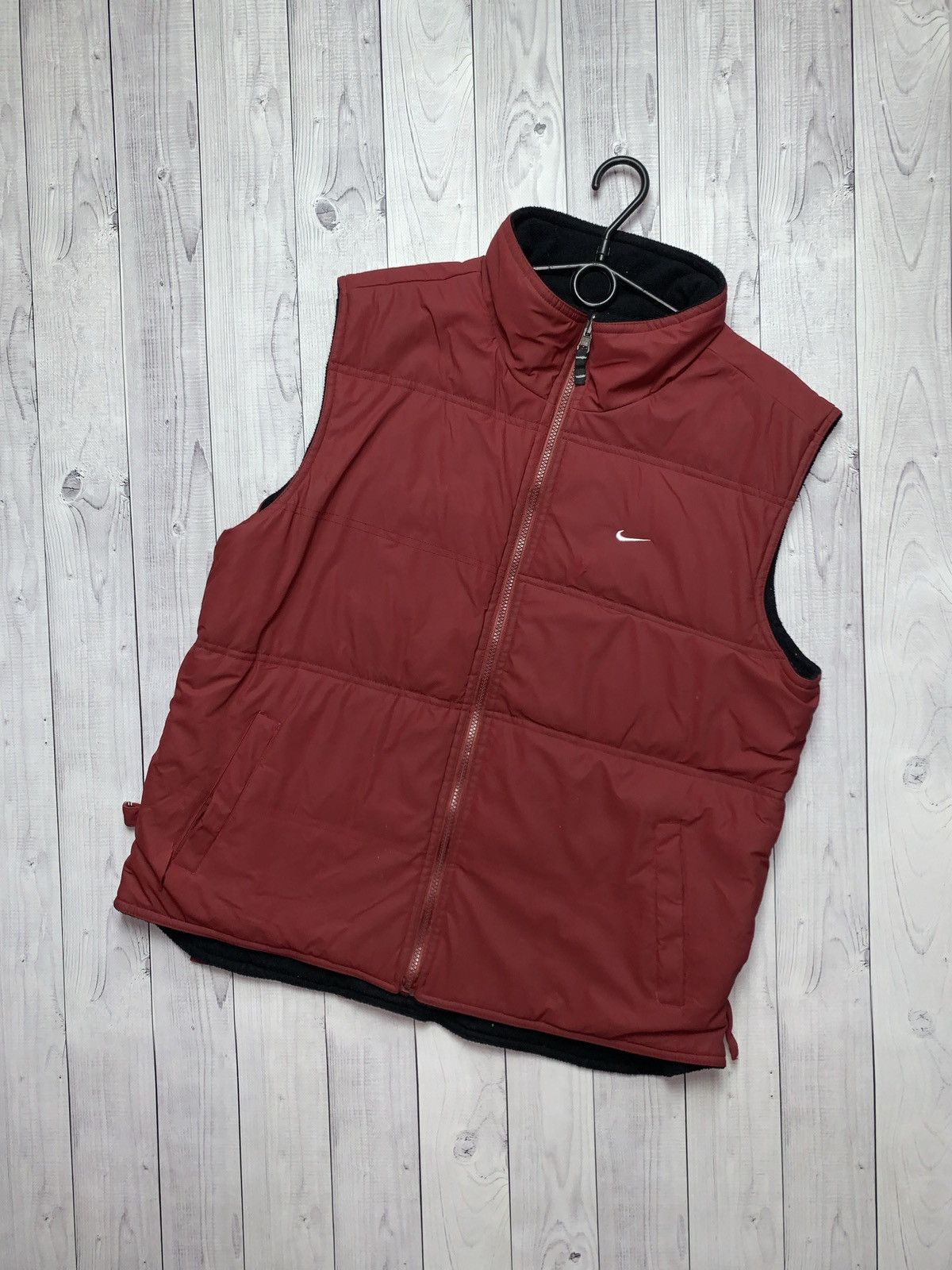 image of Nike Vest Size M Red/black Size M, Men's