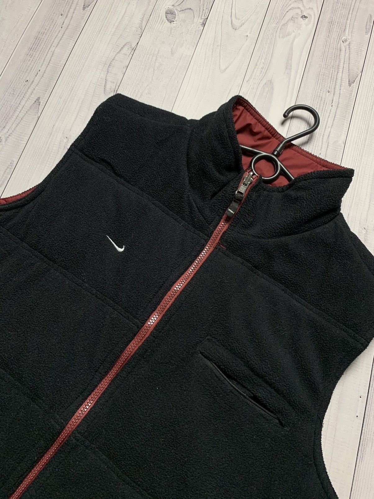 Nike × Vintage Vintage Nike Vest size M red/Black size M Size US M / EU 48-50 / 2 - 3 Thumbnail