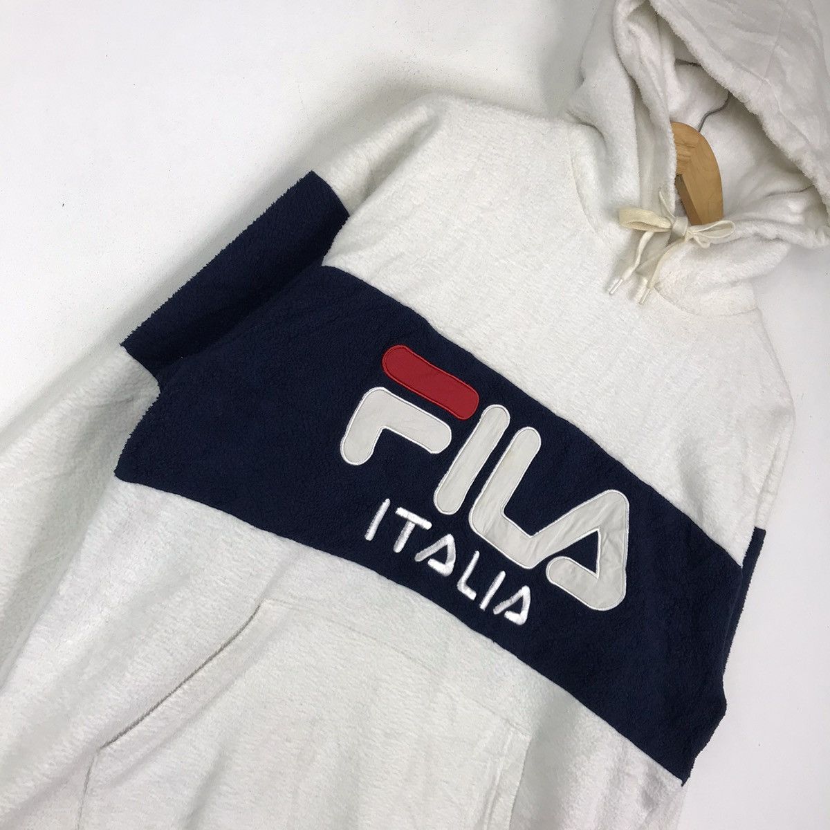 Fila Vintage Fila Spell Out Embroidery Fleece Hoodie Pullover Size US M / EU 48-50 / 2 - 4 Thumbnail