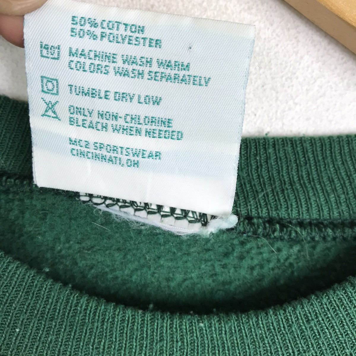 Vintage Vintage Puppeteer Logo-Embroidery Patchwork Sweatshirt Size US L / EU 52-54 / 3 - 6 Thumbnail