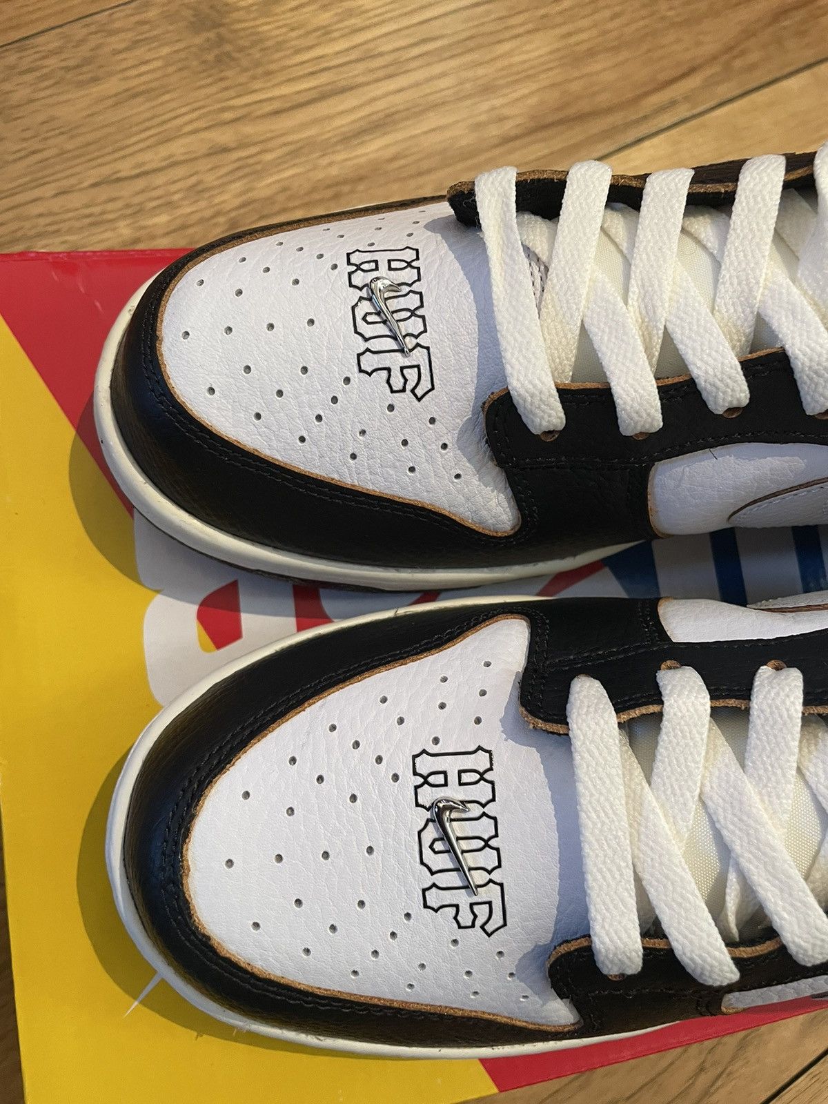 Nike Dunk Low SB Pro Huf San Francisco Size US 9.5 / EU 42-43 - 5 Thumbnail