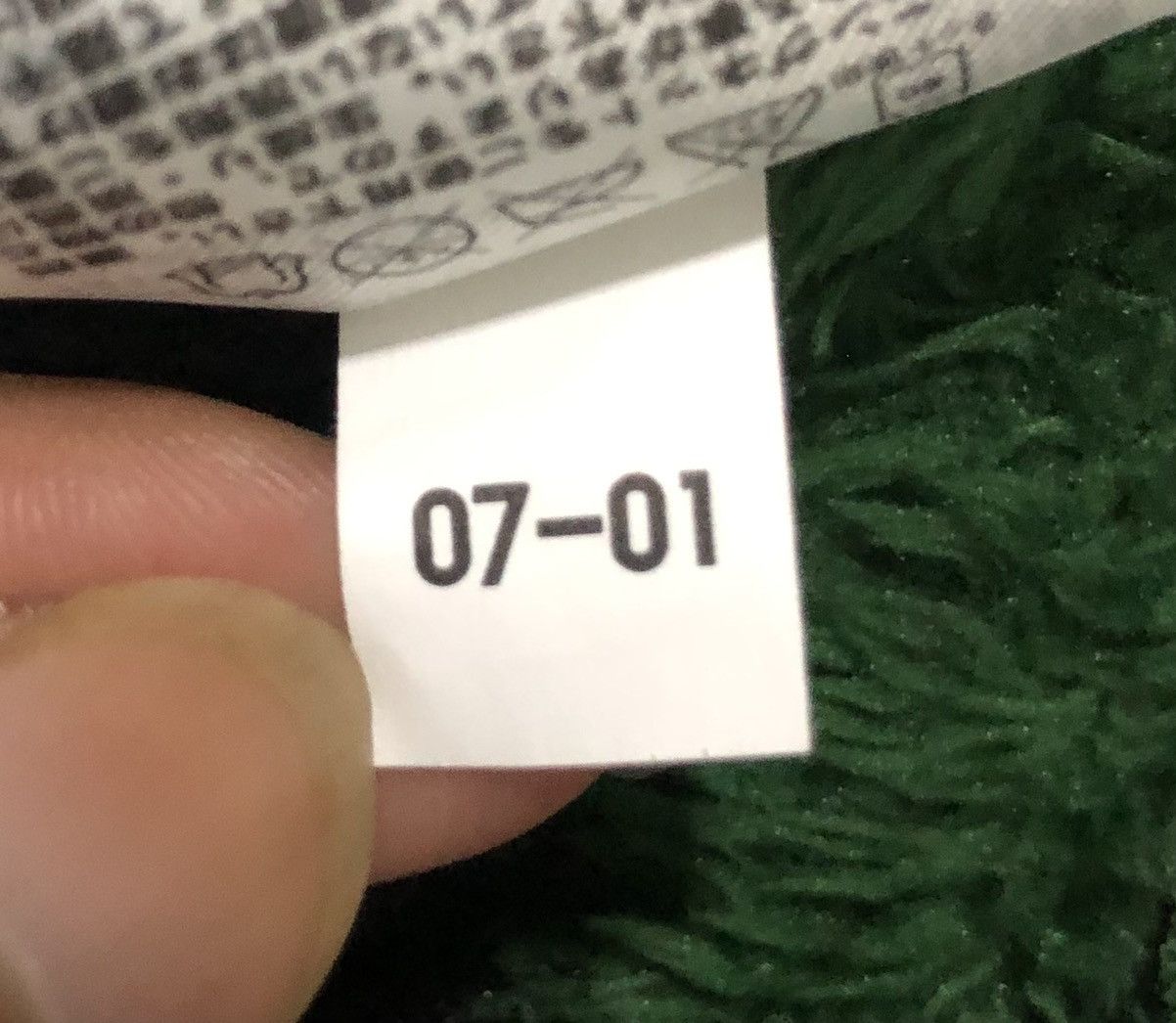 Undercover × Uniqlo UNDERCOVER UNIQLO FLEECE CARDIGAN FOR KIDS Size US M / EU 48-50 / 2 - 14 Thumbnail