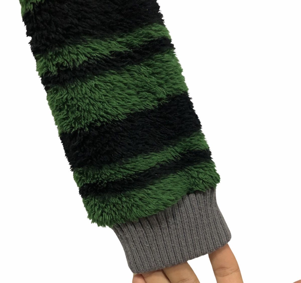Undercover × Uniqlo UNDERCOVER UNIQLO FLEECE CARDIGAN FOR KIDS Size US M / EU 48-50 / 2 - 7 Thumbnail
