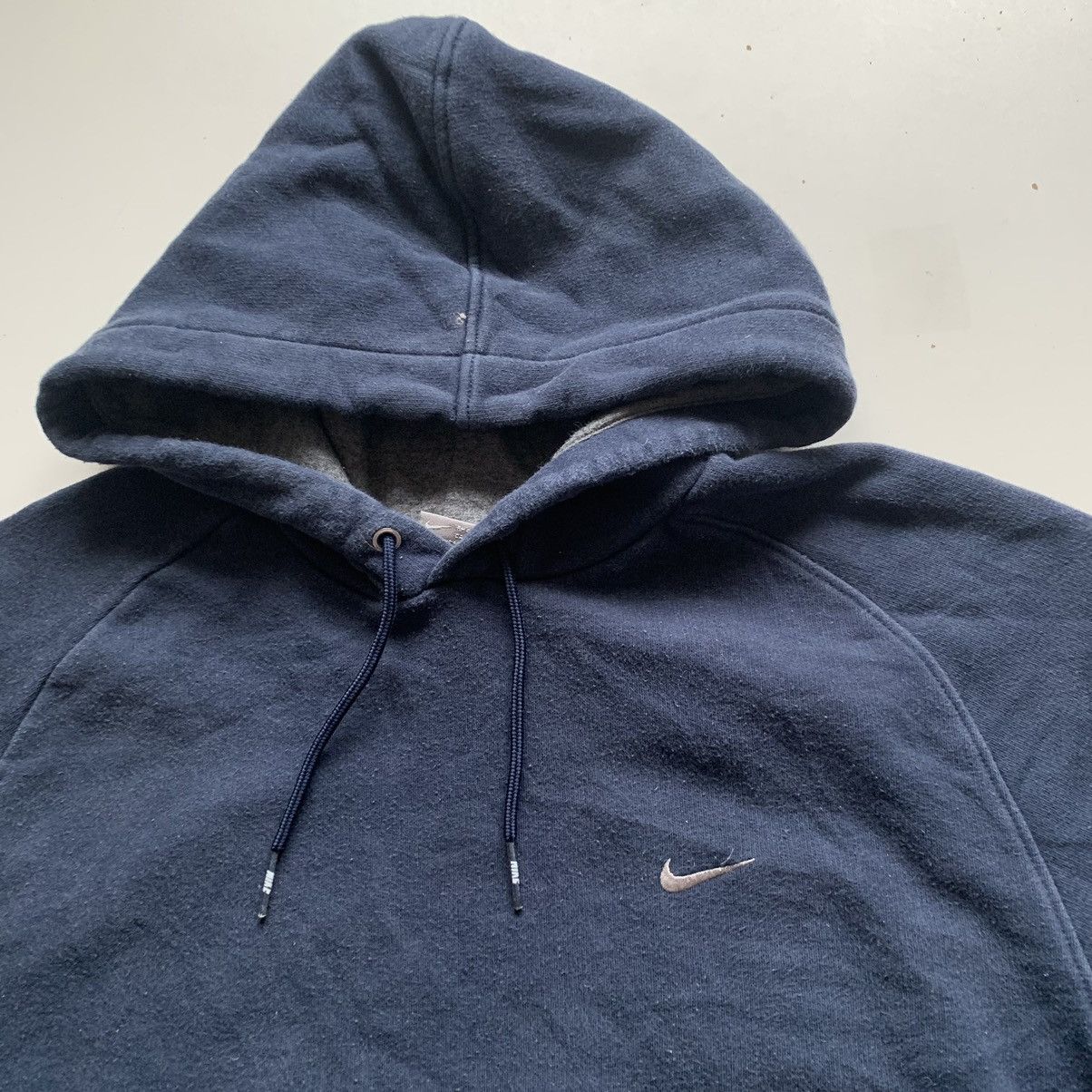 Nike Vintage 2000s Nike Embroidered Swoosh Pullover Hoodie Large Size US L / EU 52-54 / 3 - 2 Thumbnail
