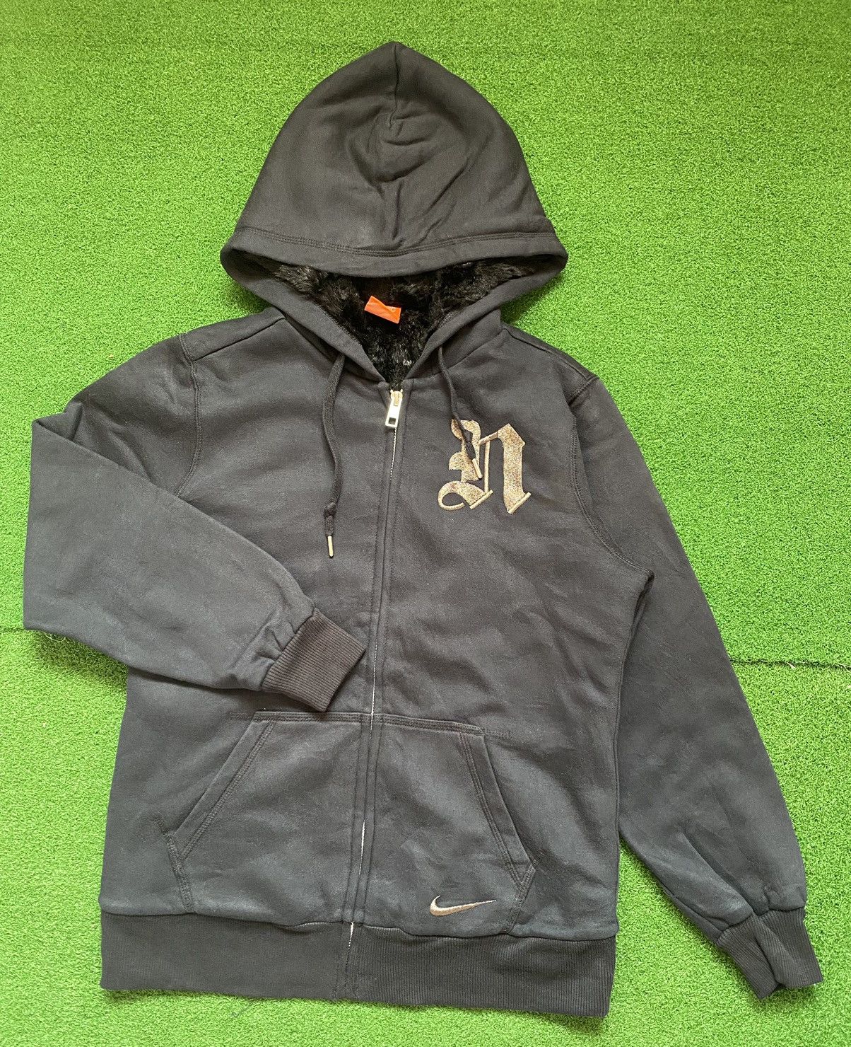 NIKE HOODIE