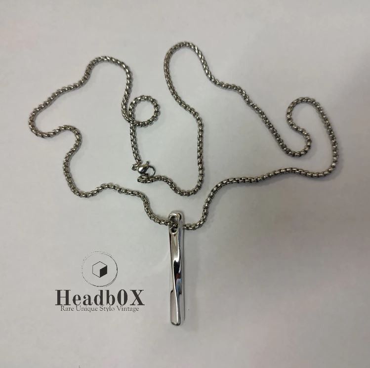 Jewelry Rectangle Minimalist Twist Pendant Necklace Size ONE SIZE - 1 Thumbnail