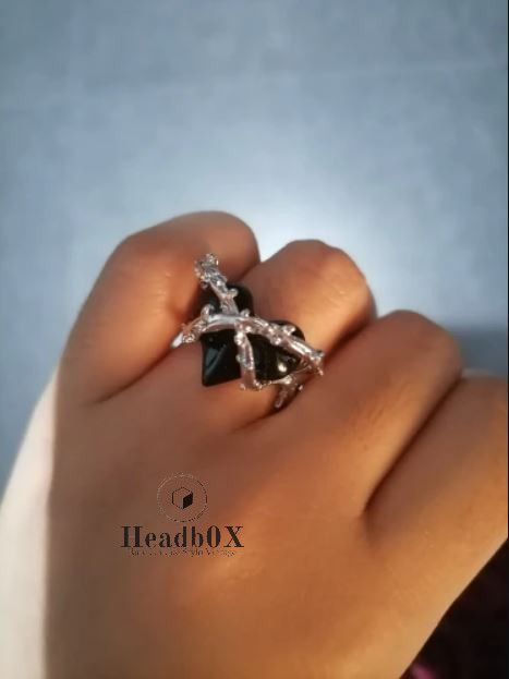 Jewelry Korean Thorns Love Heart Ring Size ONE SIZE - 2 Thumbnail