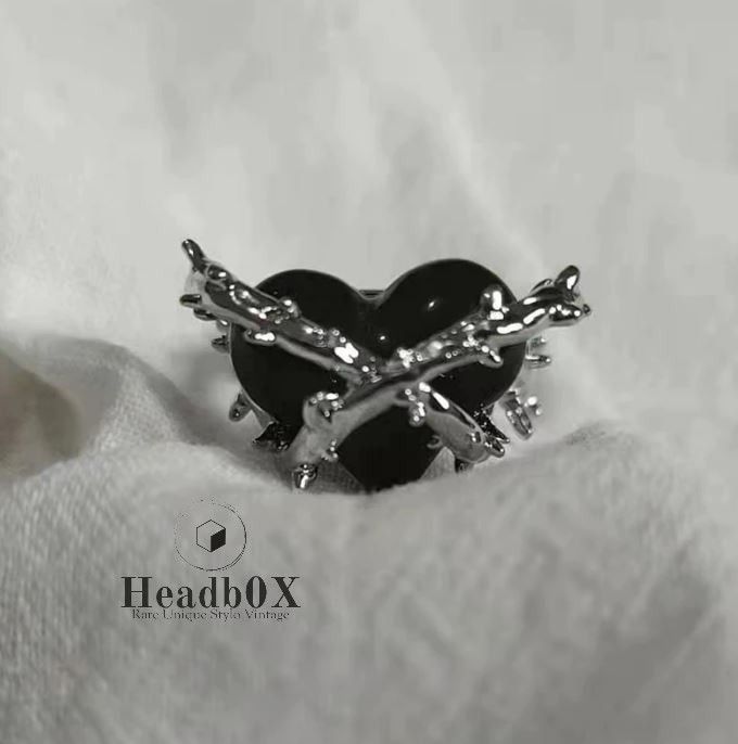Jewelry Korean Thorns Love Heart Ring Size ONE SIZE - 4 Thumbnail