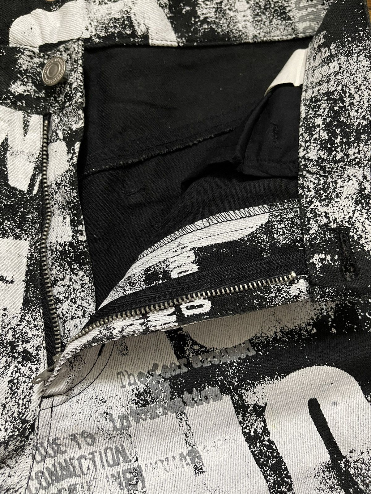 Art Comes First × Japanese Brand 💥Very Rare💥Bernings All Over Print Denim Pants Size US 29 - 4 Thumbnail