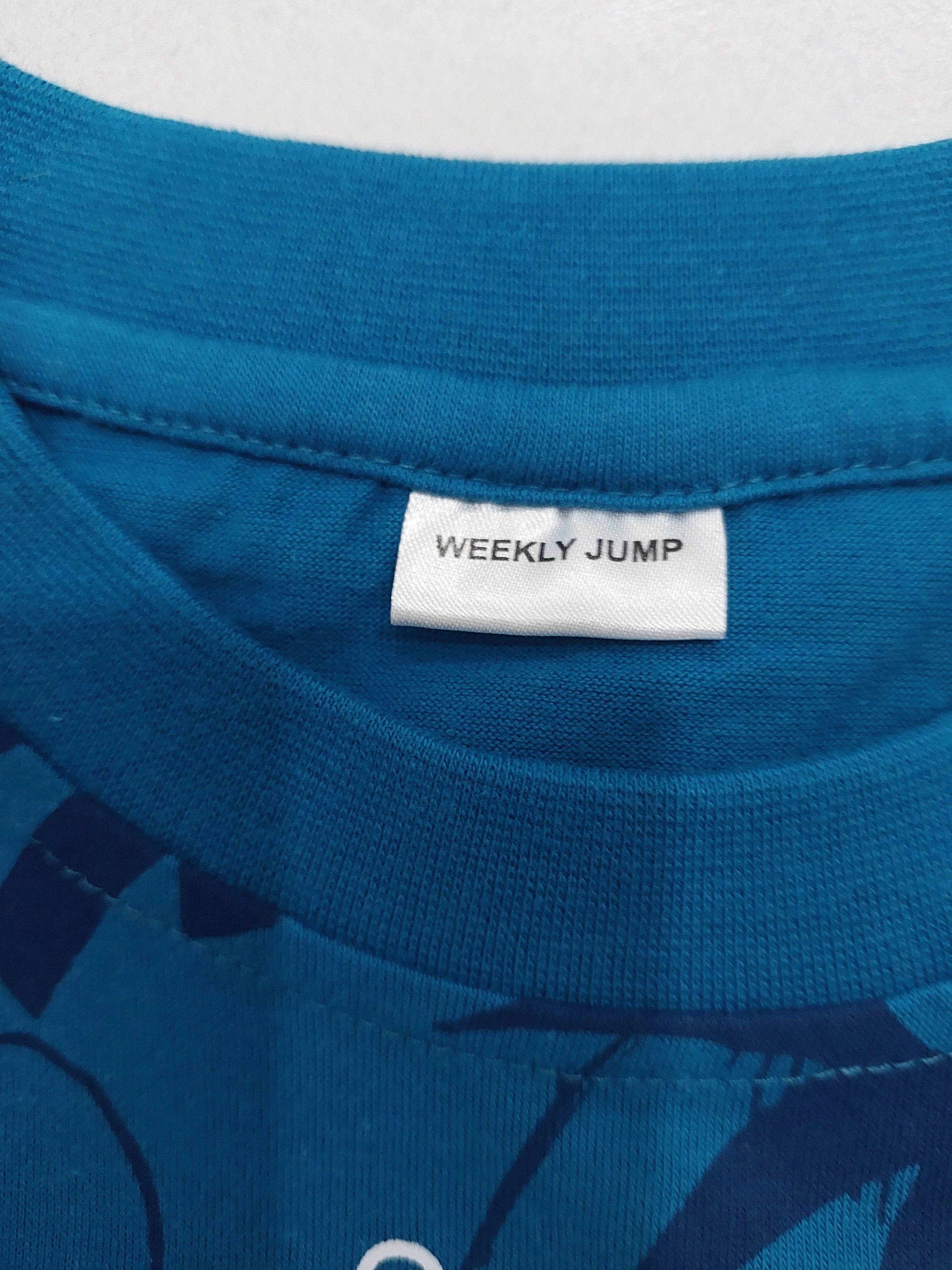 Anime VINTAGE ONE PIECE ANIME WEEKLY JUMP T SHIRT Size US S / EU 44-46 / 1 - 4 Thumbnail