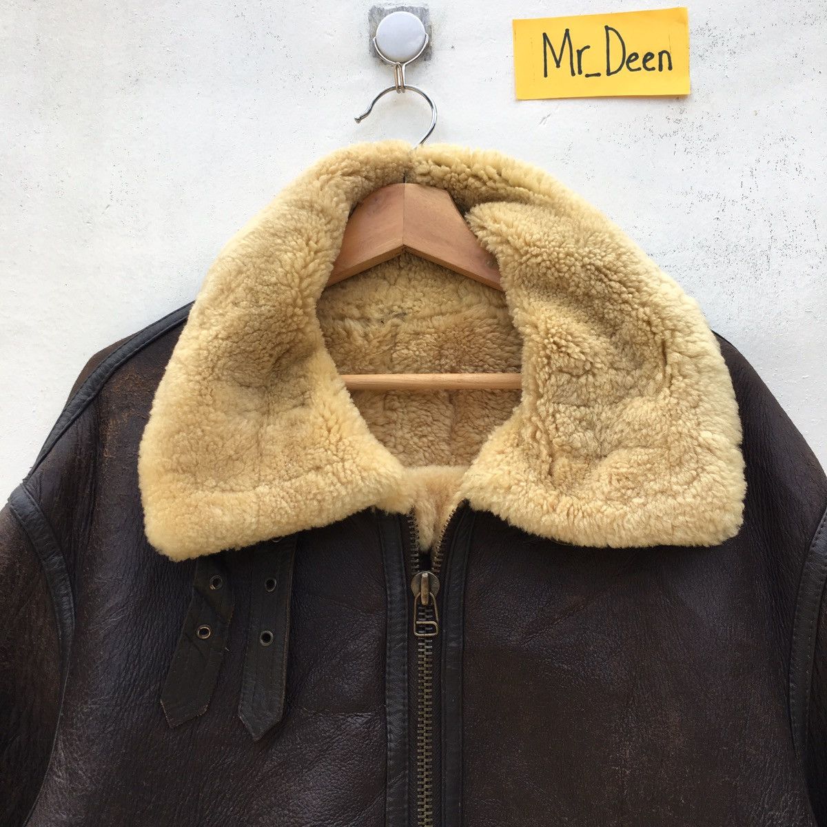 Vintage Vintage Genuine Shearling Brown Sheepskin Leather Jacket Size US L / EU 52-54 / 3 - 4 Thumbnail