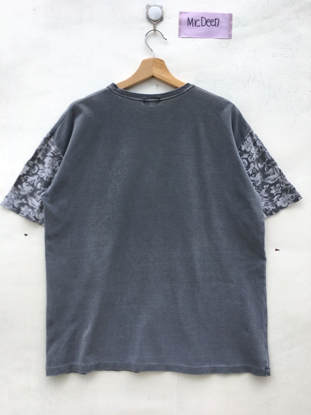 C.P. Company Vintage C.P Company Floral Sleeves Rare Design Tshirt Size US M / EU 48-50 / 2 - 10 Thumbnail