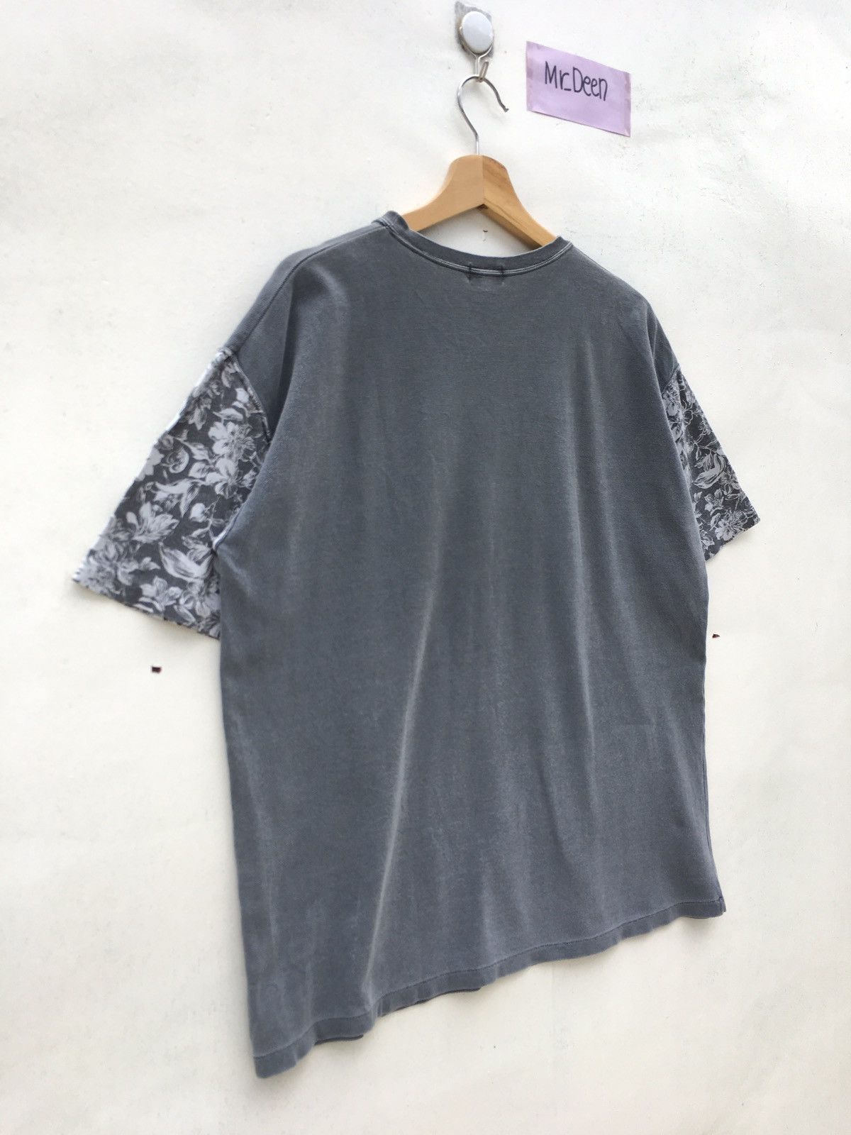 C.P. Company Vintage C.P Company Floral Sleeves Rare Design Tshirt Size US M / EU 48-50 / 2 - 12 Thumbnail