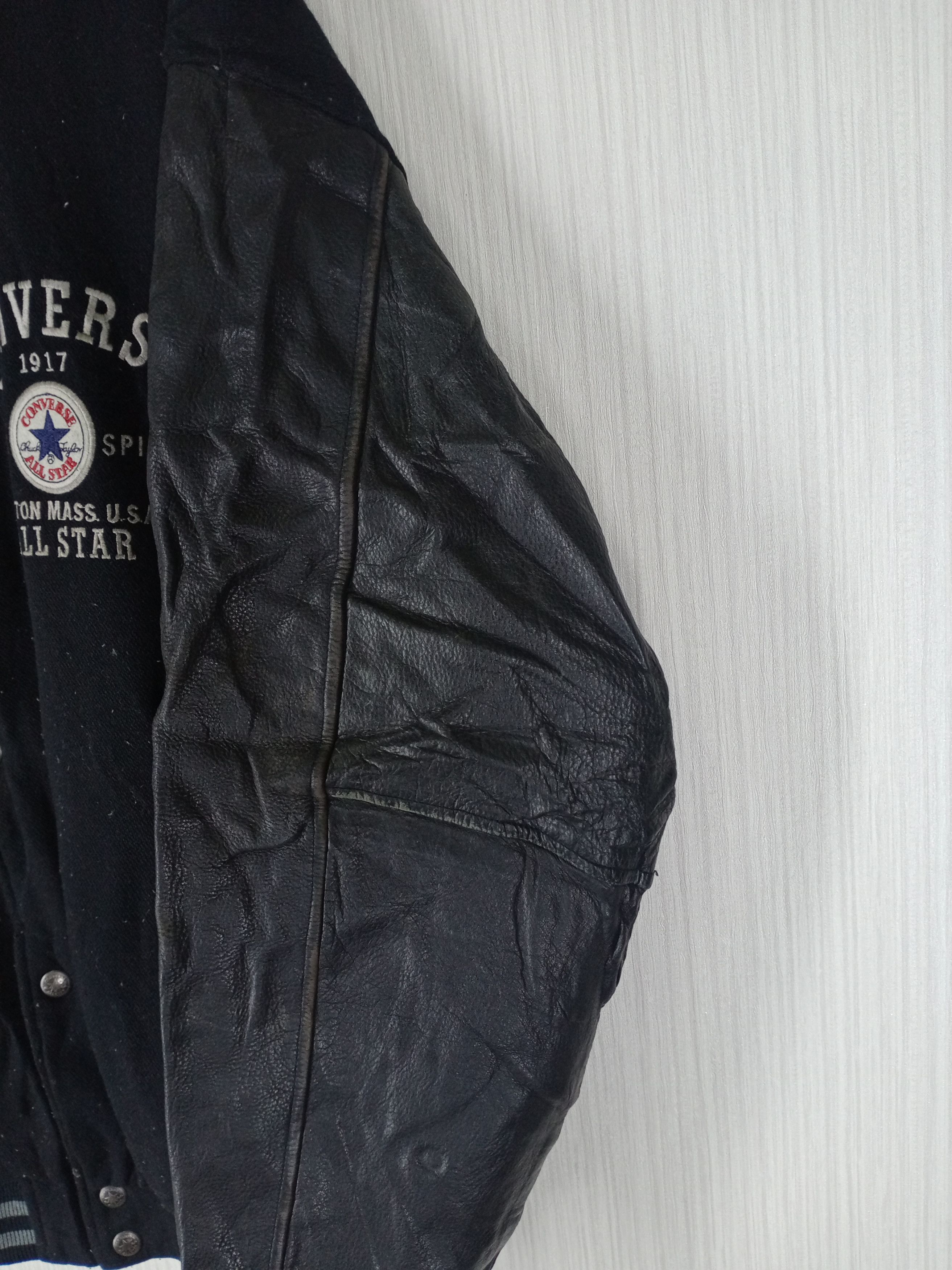 Converse Vintage Converse Chuck Taylor Varsity Wool Leather Jacket Size US XXL / EU 58 / 5 - 8 Thumbnail