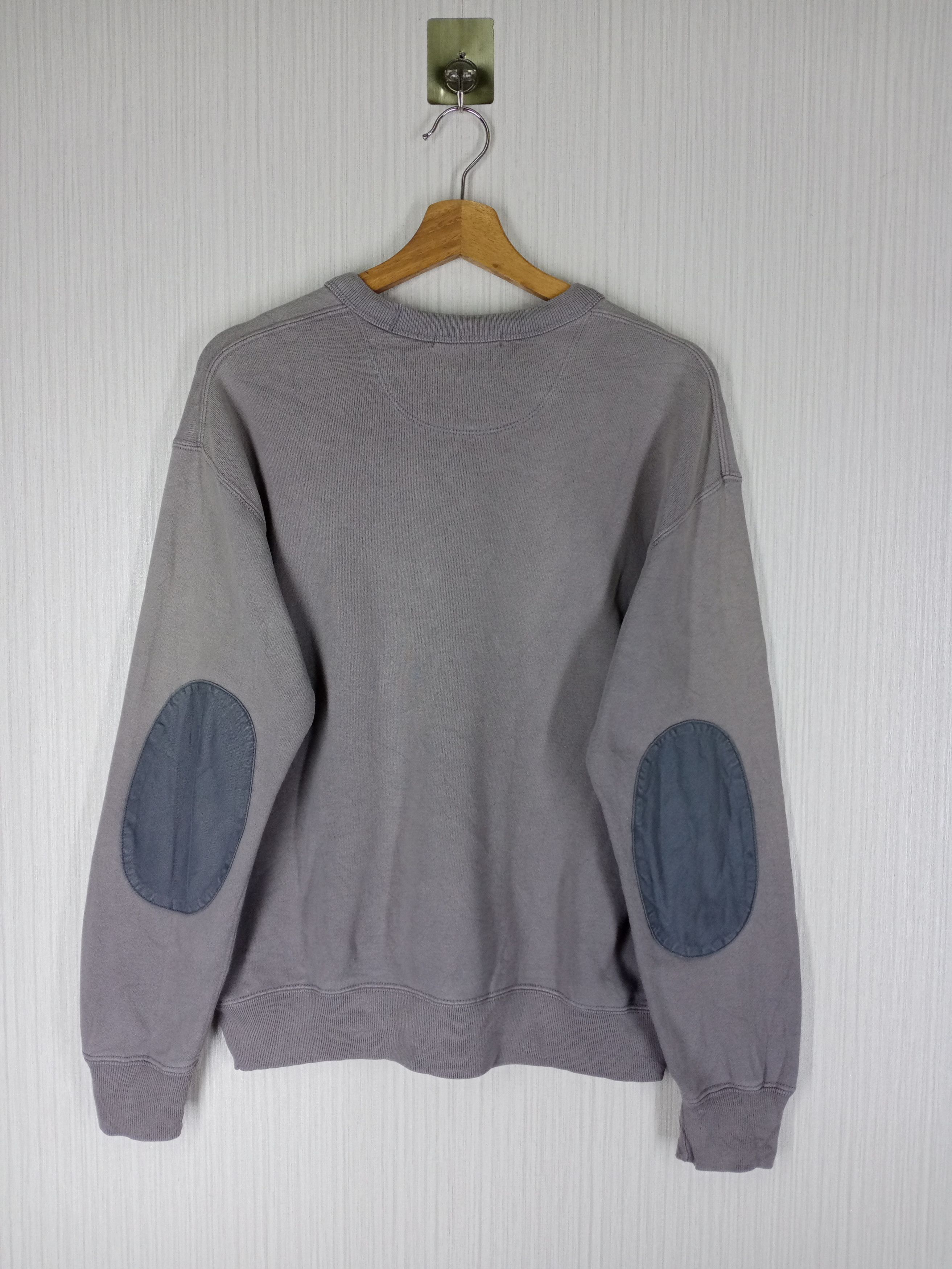 JW Anderson × Uniqlo J.W.Anderson X Uniqlo Crewneck Sweatshirt Size US M / EU 48-50 / 2 - 7 Thumbnail