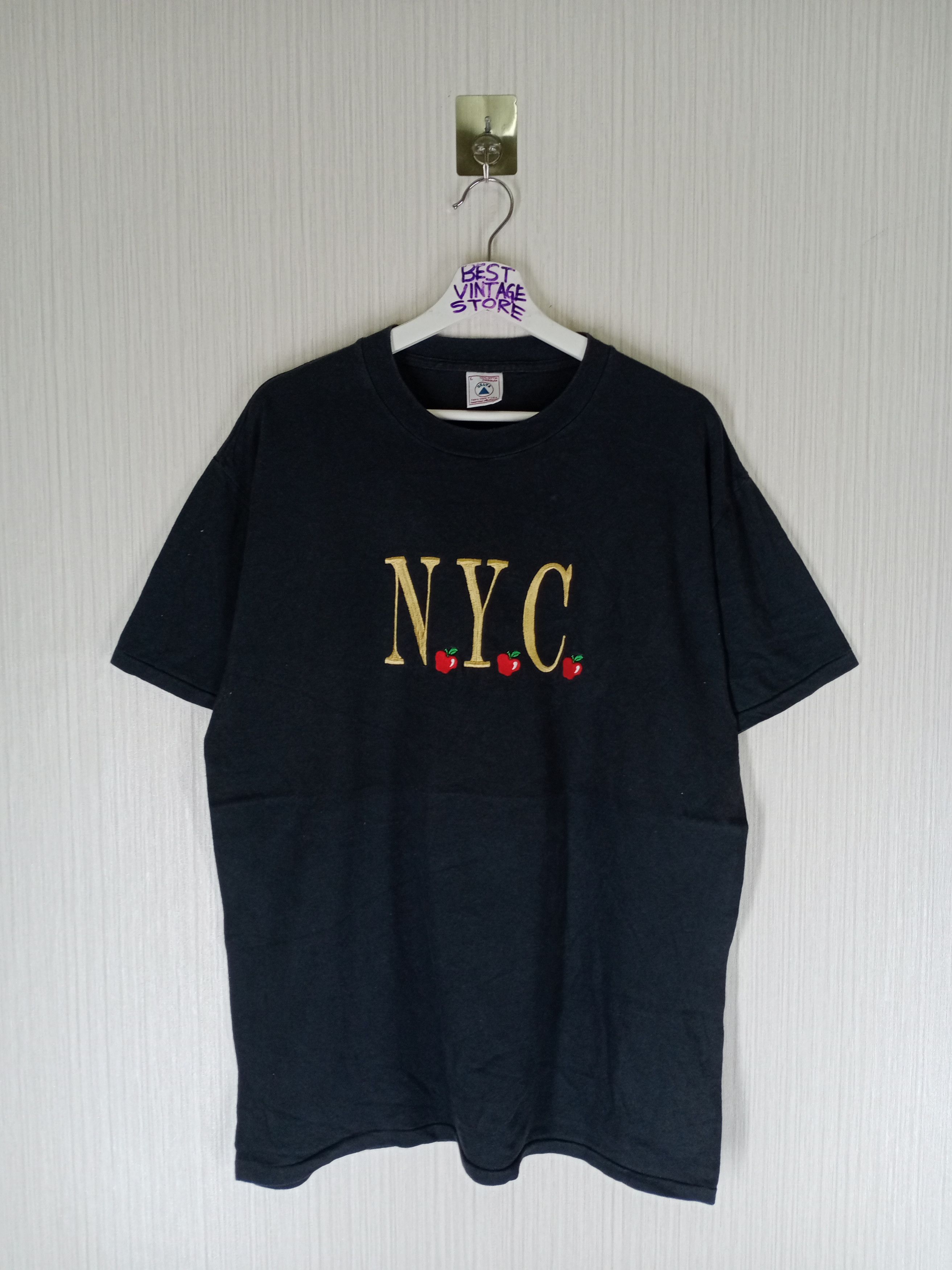 Vintage 90s Apple Embroidery Tshirt Small Logo