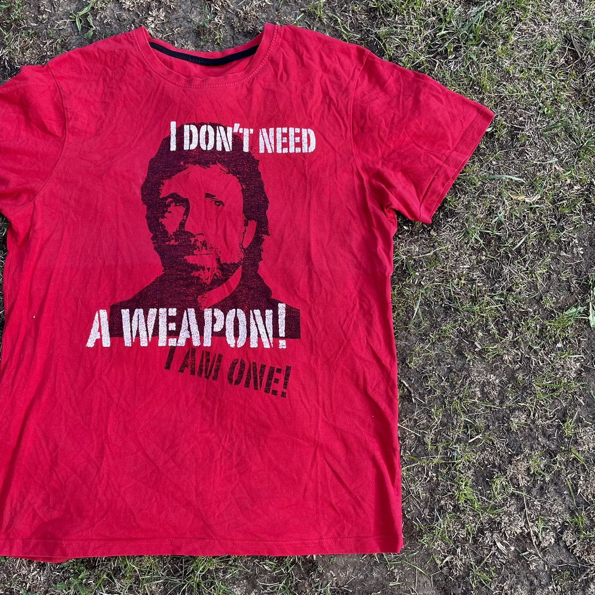 Vintage Vintage Y2K Tee Don Need Weapon Face Art Print M Size US M / EU 48-50 / 2 - 3 Thumbnail