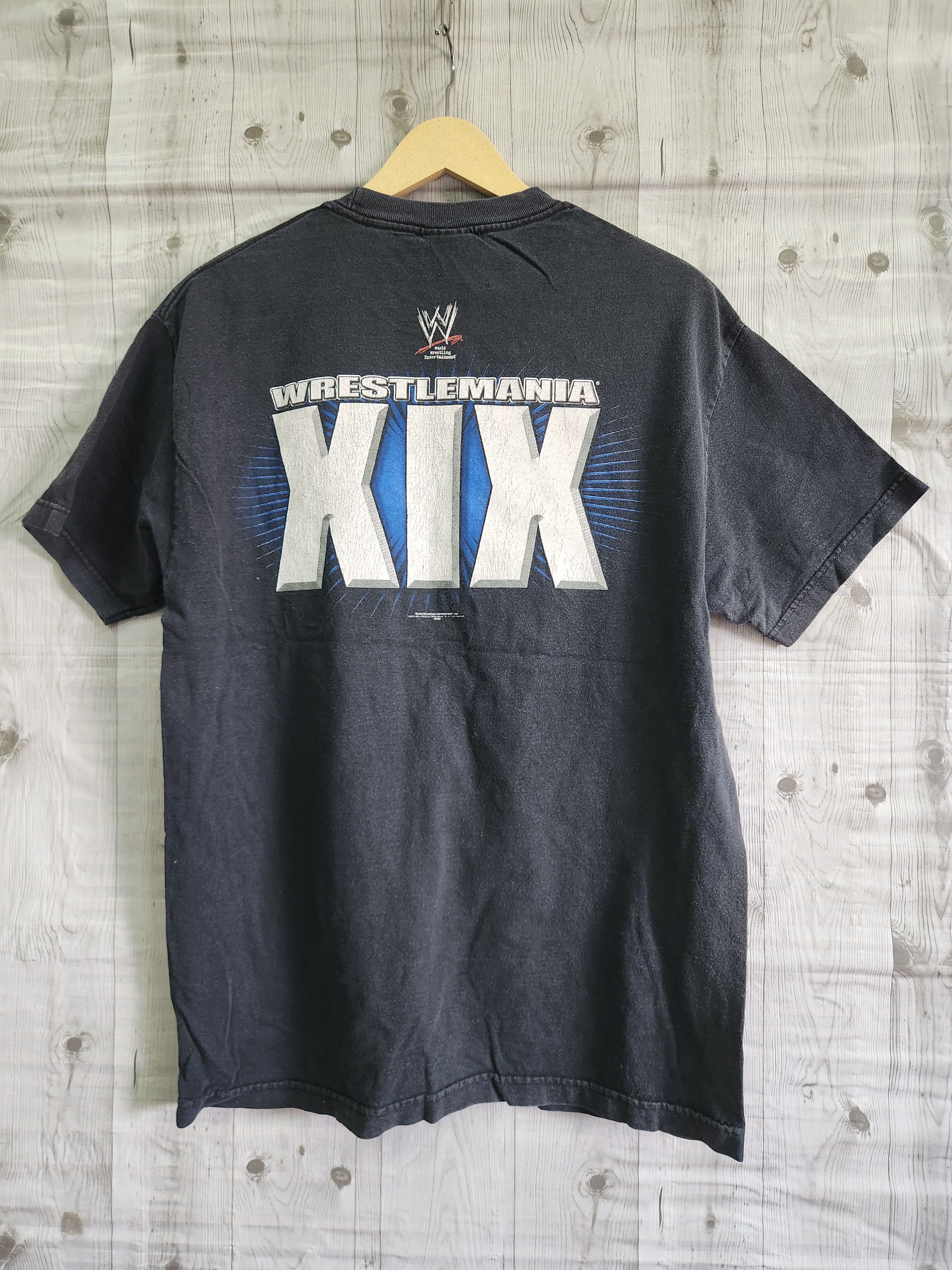 Vintage × WWE Vintage WWE WrestleMania XIX Copyright 2003 Size US L / EU 52-54 / 3 - 20 Thumbnail