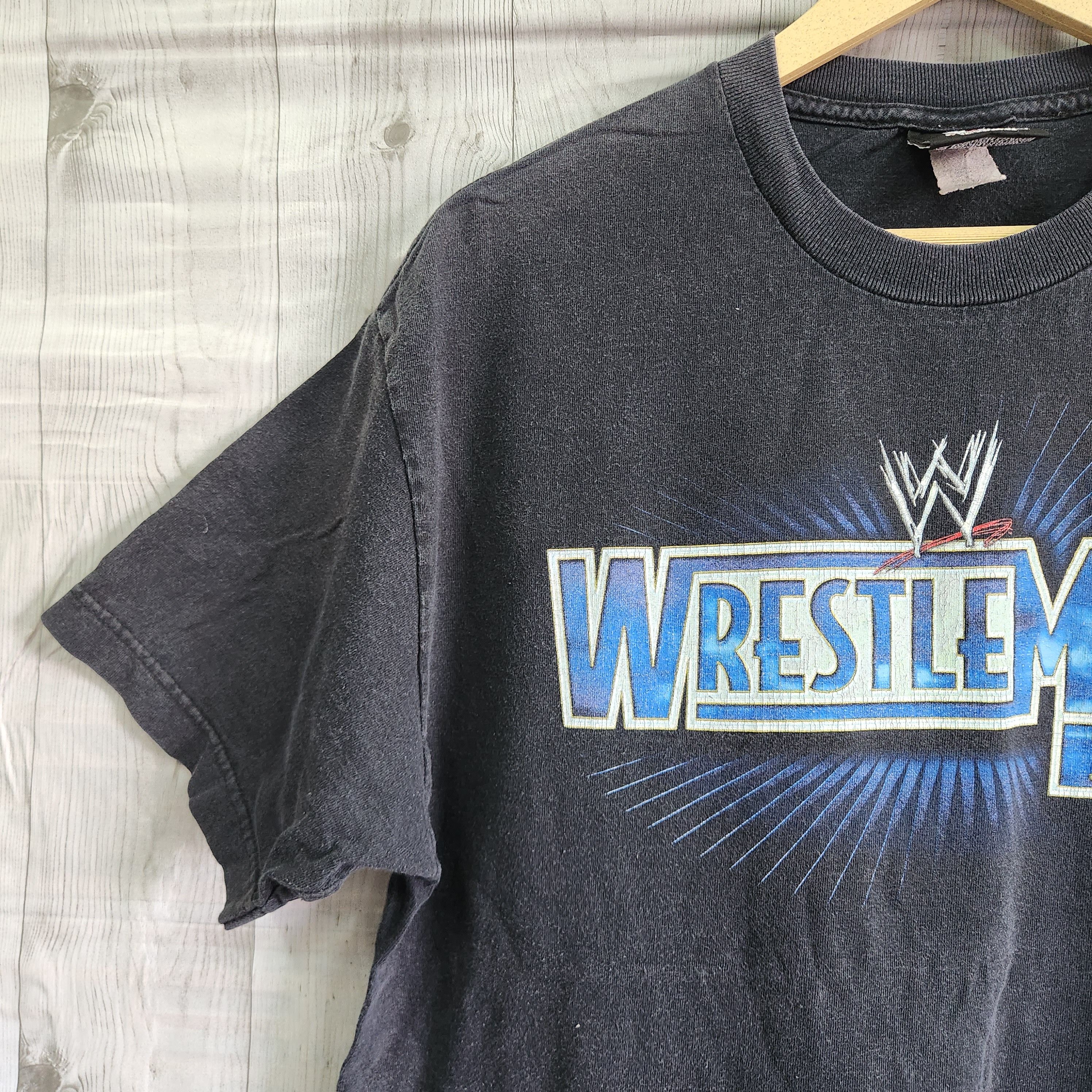 Vintage × WWE Vintage WWE WrestleMania XIX Copyright 2003 Size US L / EU 52-54 / 3 - 4 Thumbnail