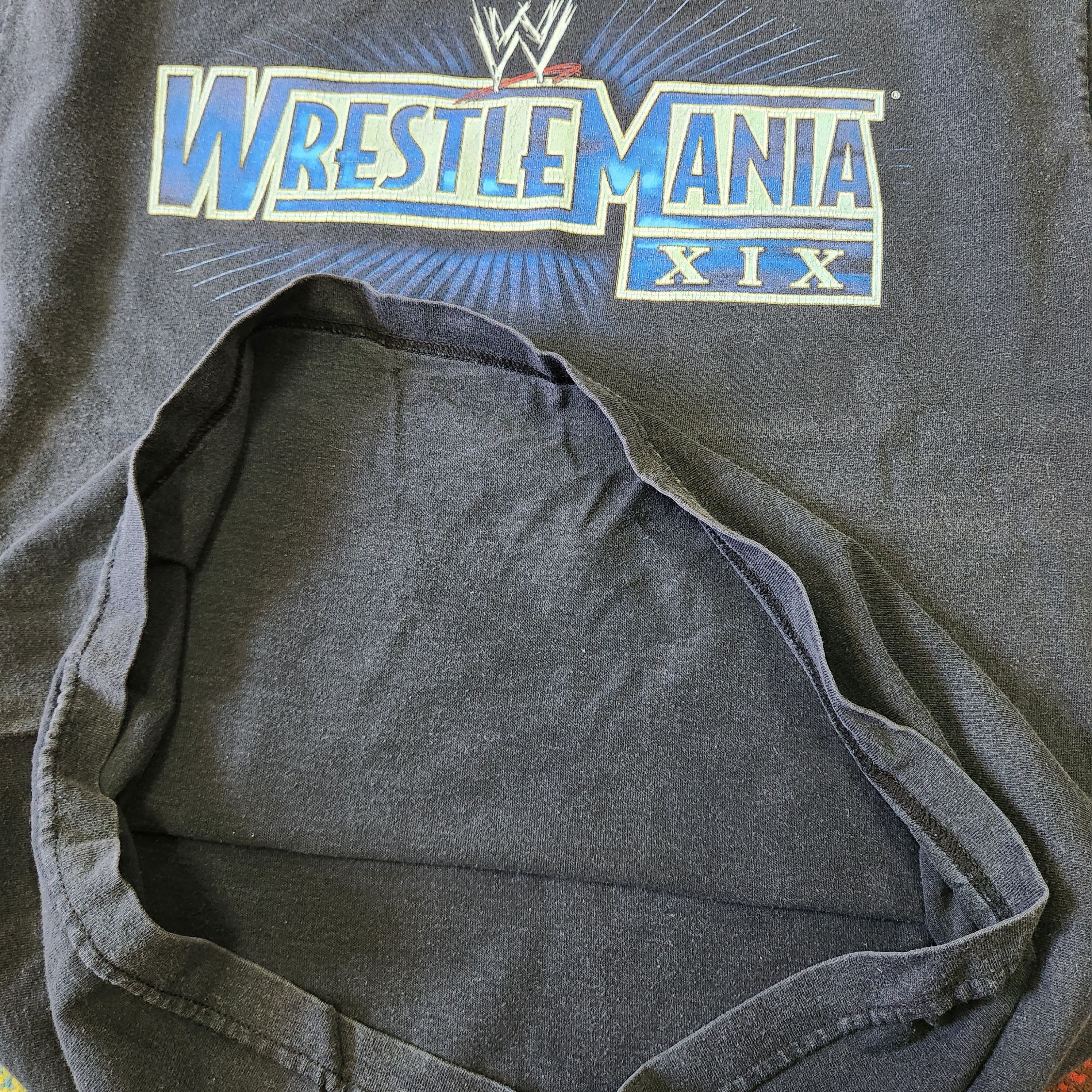 Vintage × WWE Vintage WWE WrestleMania XIX Copyright 2003 Size US L / EU 52-54 / 3 - 7 Thumbnail
