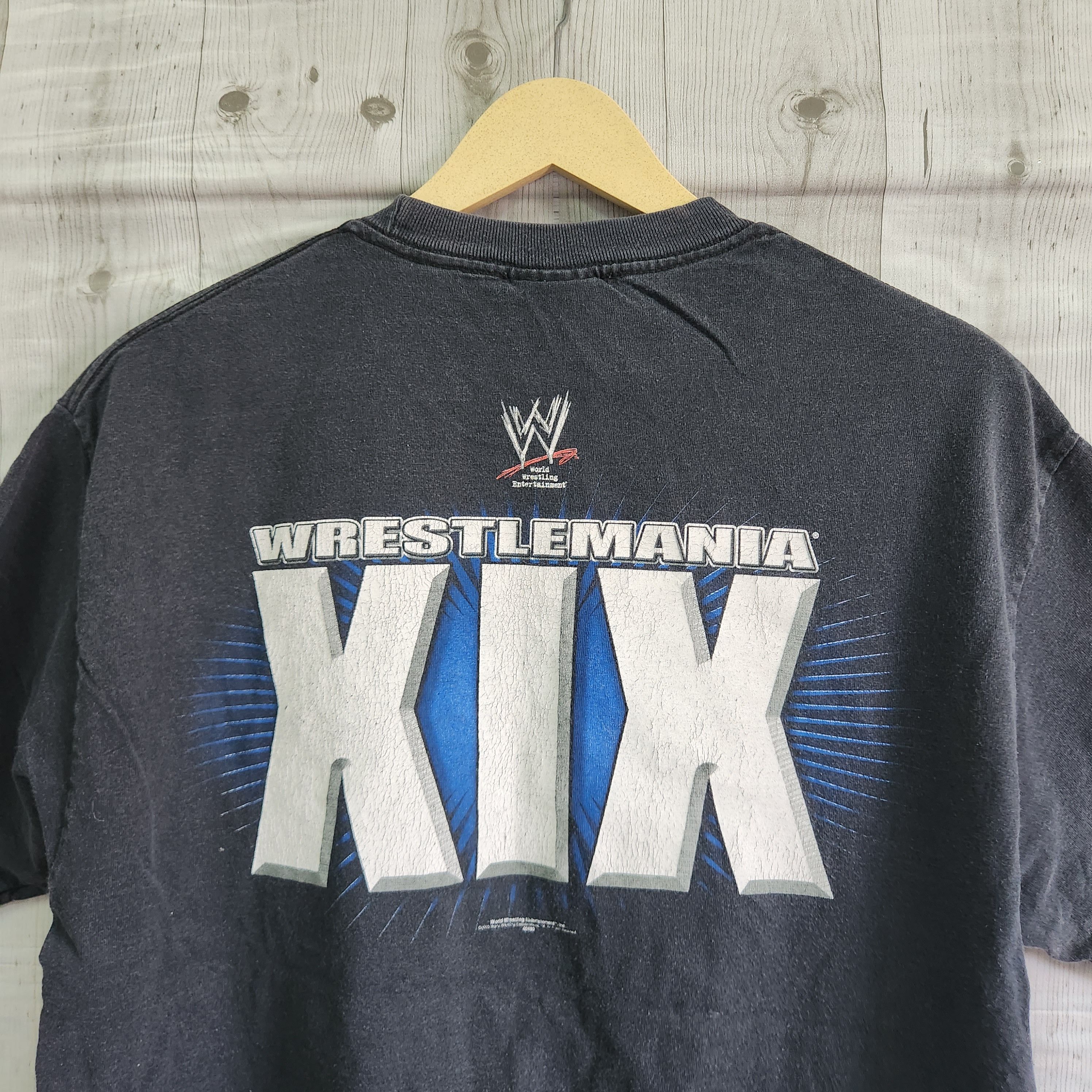 Vintage × WWE Vintage WWE WrestleMania XIX Copyright 2003 Size US L / EU 52-54 / 3 - 14 Thumbnail