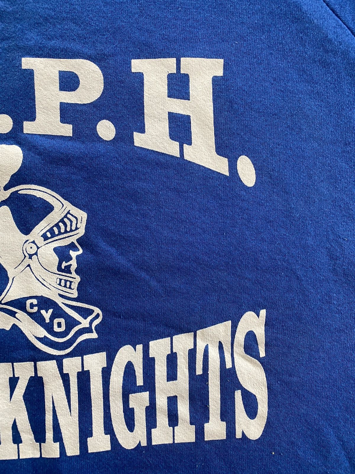 Fruit Of The Loom Vintage 90’s CYO Blue Knights Raglan Crewneck Sweatshirt Size US XL / EU 56 / 4 - 5 Thumbnail