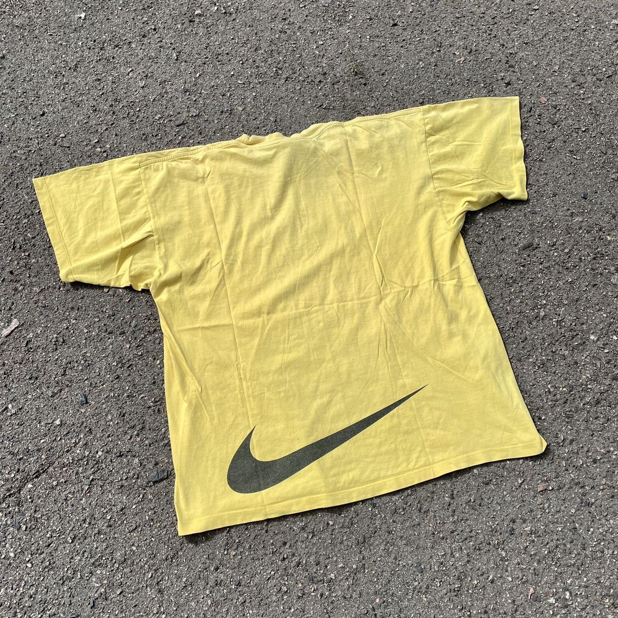 Vintage Vintage 90s Nike Swoosh Sun Faded Graphic Tee Streetwear XL Size US XL / EU 56 / 4 - 9 Thumbnail