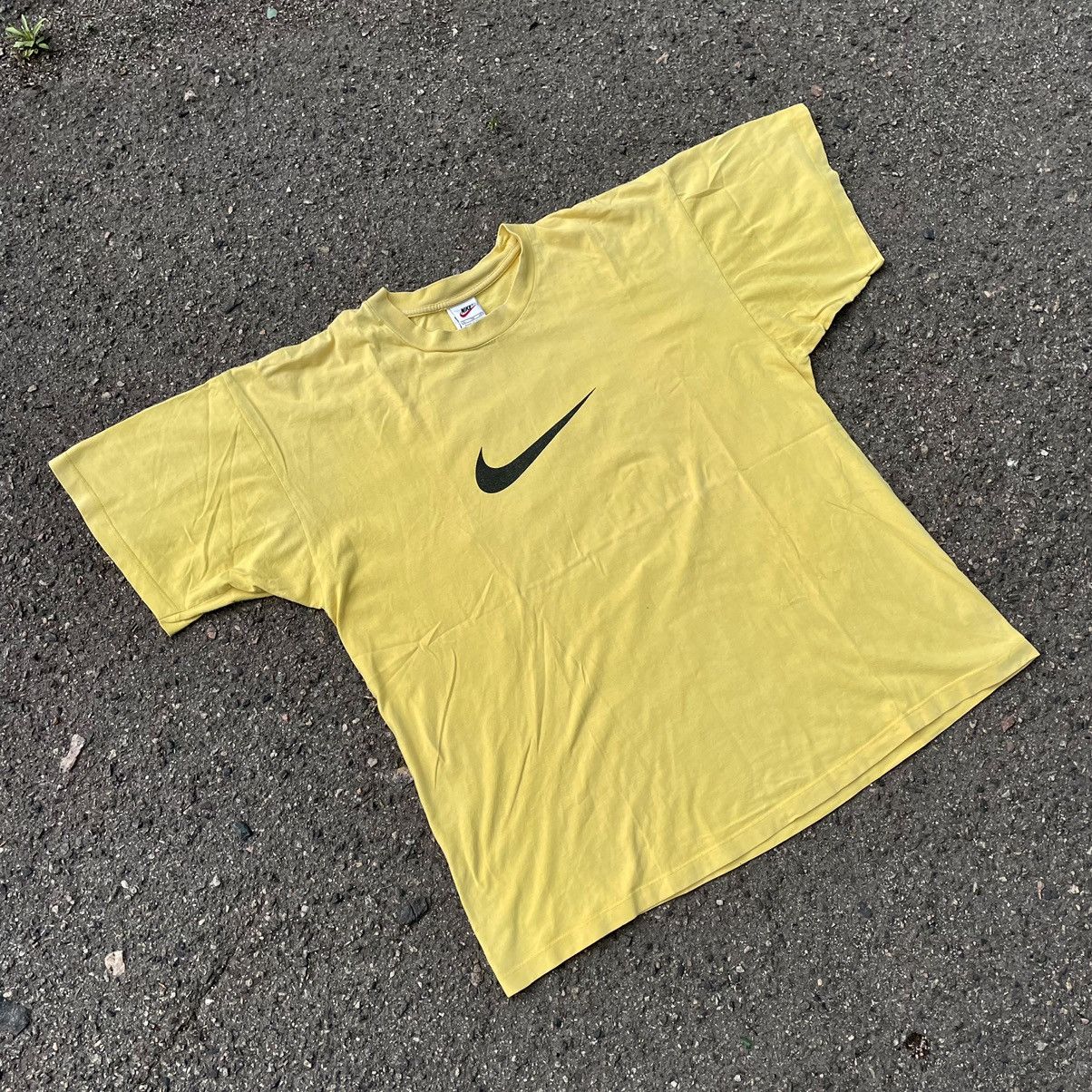 Vintage Vintage 90s Nike Swoosh Sun Faded Graphic Tee Streetwear XL Size US XL / EU 56 / 4 - 5 Thumbnail