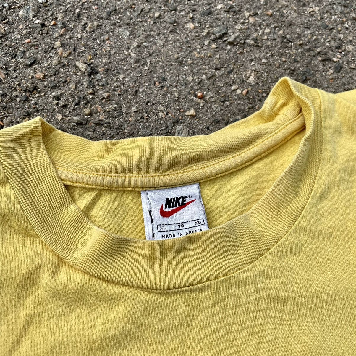 Vintage Vintage 90s Nike Swoosh Sun Faded Graphic Tee Streetwear XL Size US XL / EU 56 / 4 - 7 Thumbnail
