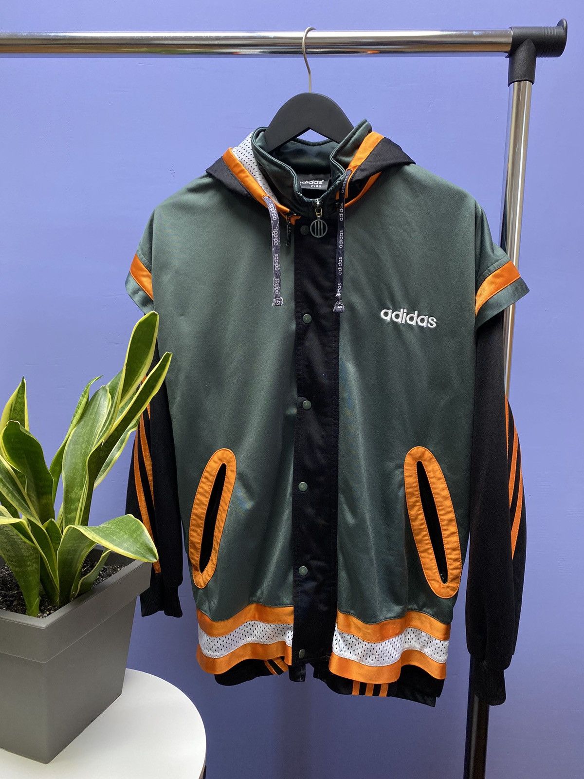Adidas × Vintage Vintage Adidas Streetball Track Jacket Warm Up Jersey NBA Size US M / EU 48-50 / 2 - 1 Thumbnail