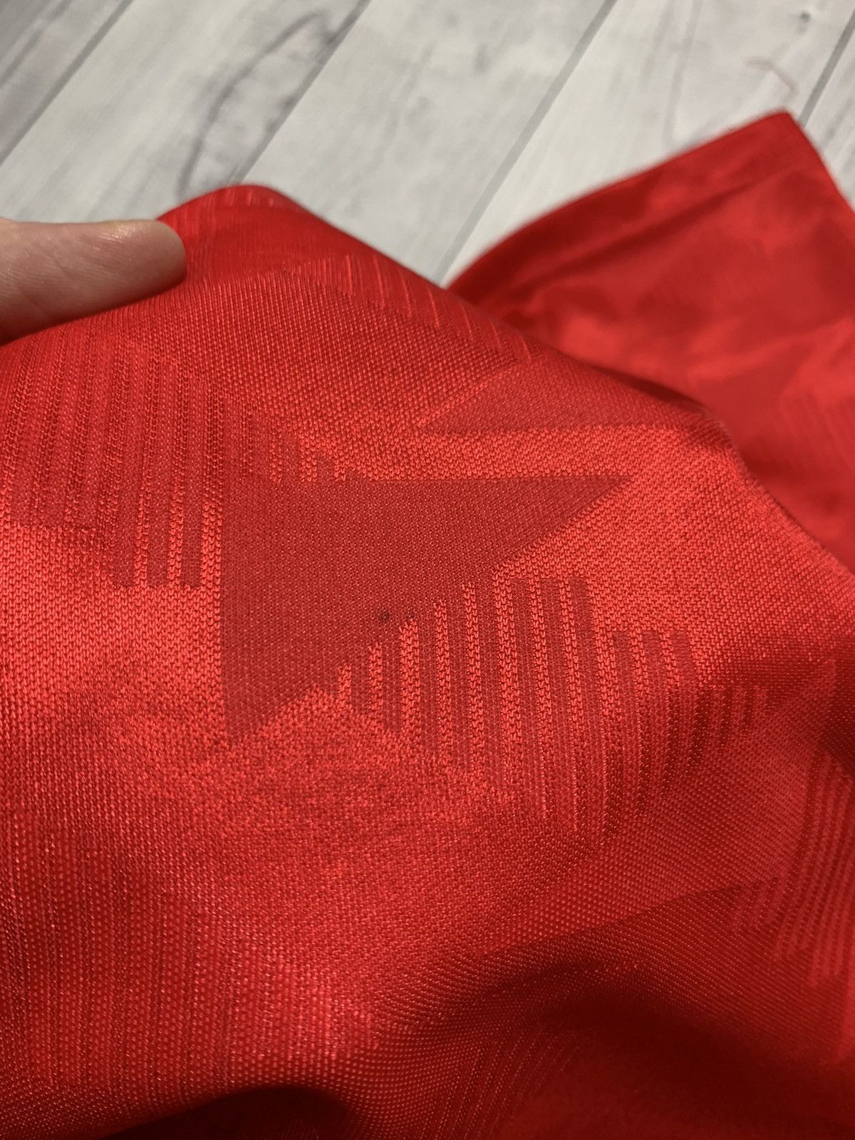 Vintage Vintage Umbro Napoli soccer jersey away red rare size L/XL Size US XL / EU 56 / 4 - 7 Thumbnail