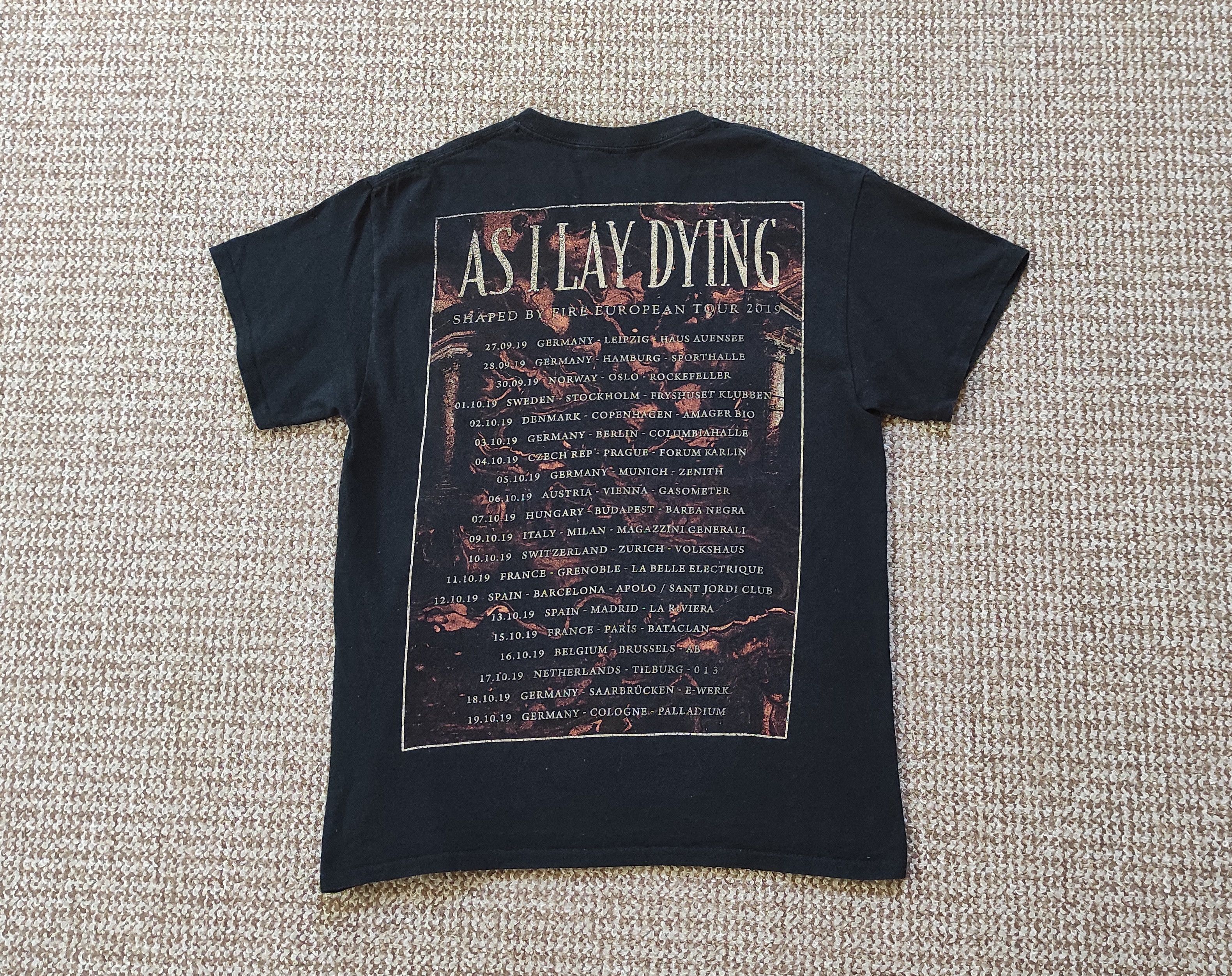 Band Tees As I Lay Dying 2019 Tour Shaped by Fire Tee T Shirt Size US M / EU 48-50 / 2 - 6 Thumbnail