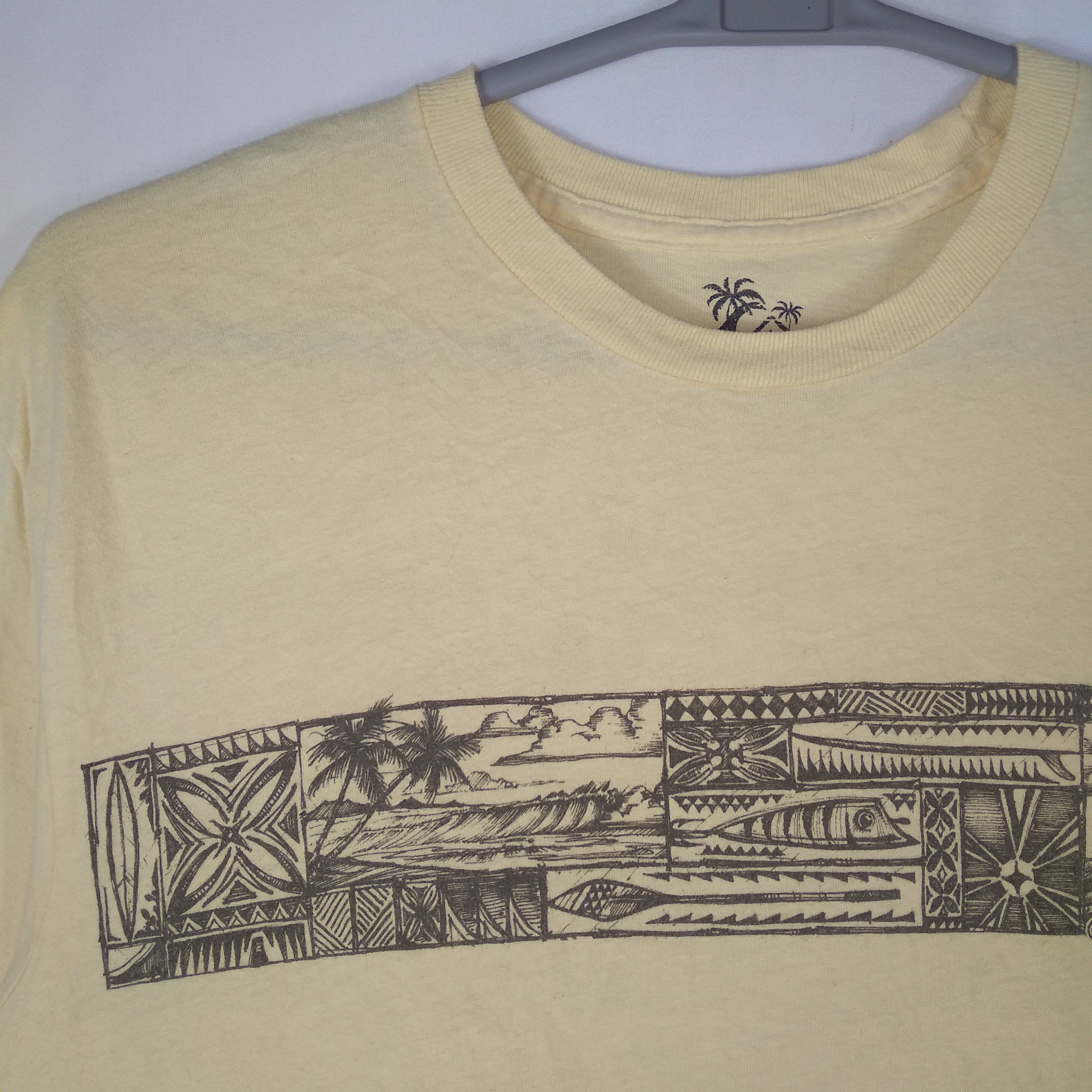 Quicksilver × Vintage Vintage Quiksilver Hawaiian Style Mirror Print Tee Size US XL / EU 56 / 4 - 3 Thumbnail